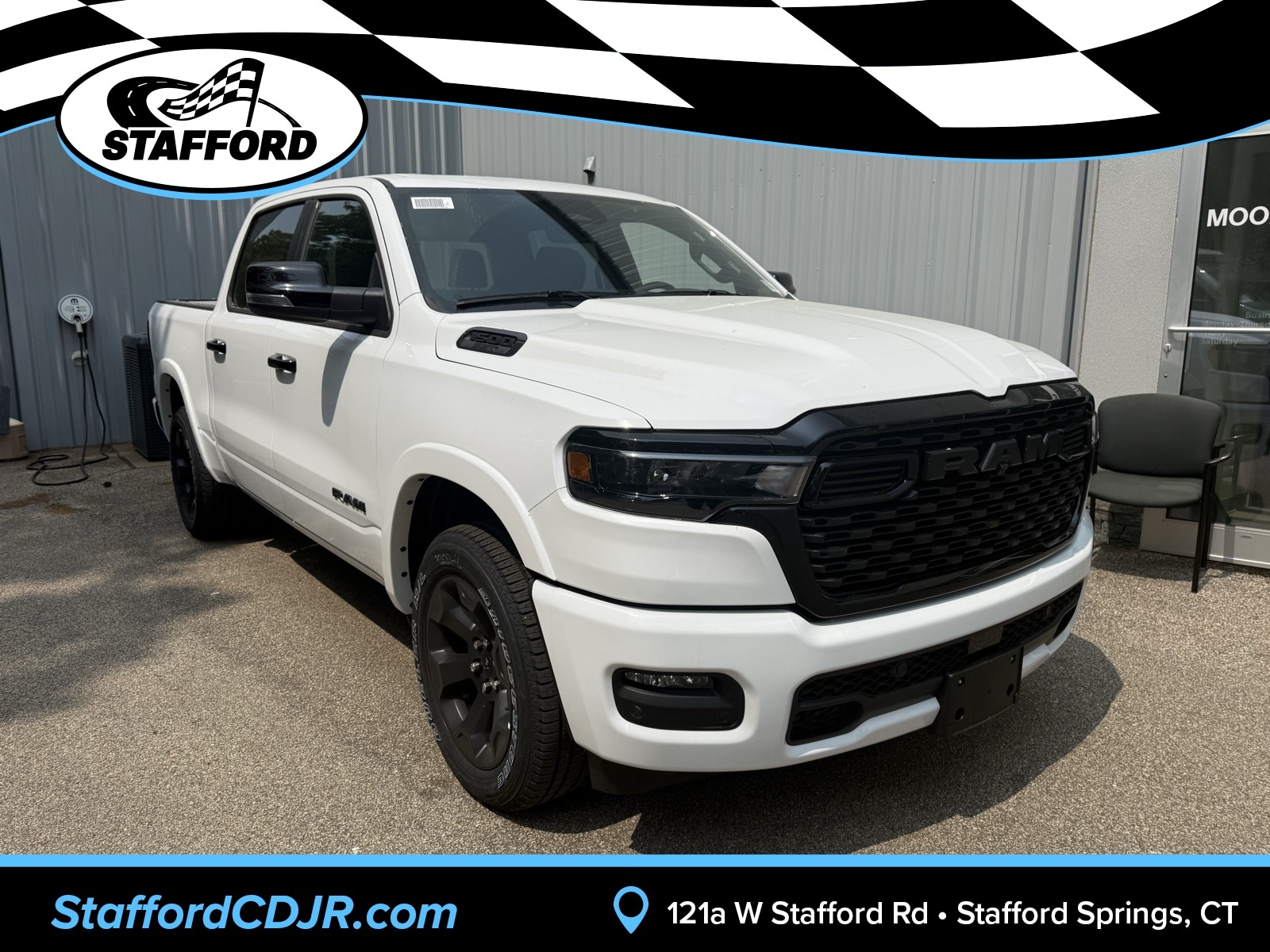 2025 Bright White Ram 1500 BIG HORN CREW CAB 4X4 5'7 BOX Truck