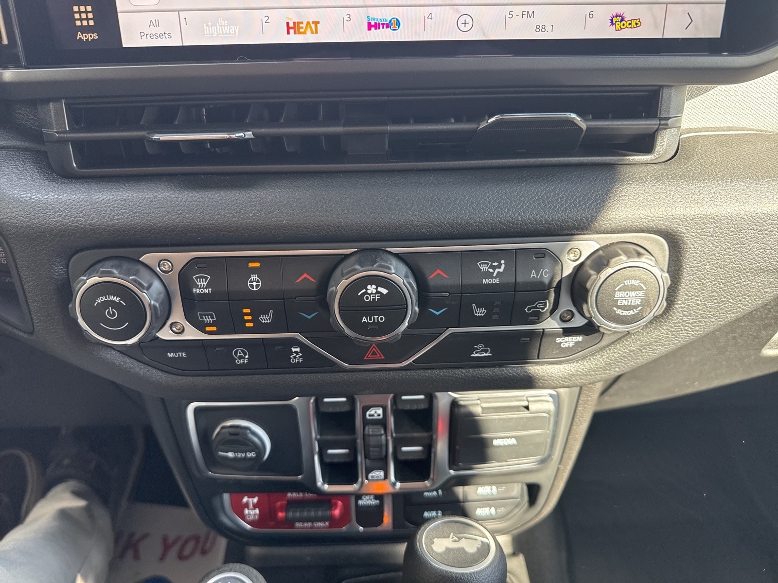 2025 Mojito Jeep Wrangler 4-DOOR WILLYS 4X4 SUV