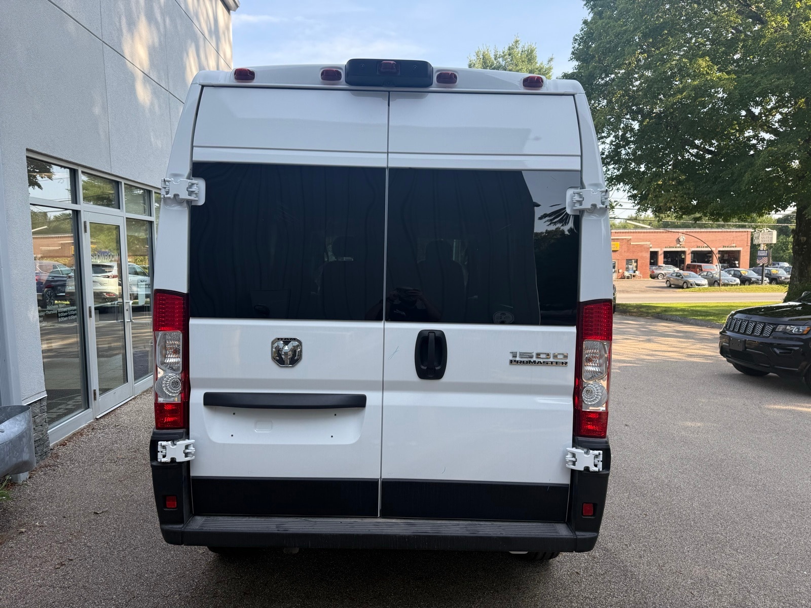 2025 Bright White Ram ProMaster Cargo Van PROMASTER 1500 TRADESMAN CARGO VAN HIGH ROOF 136' FWD Van