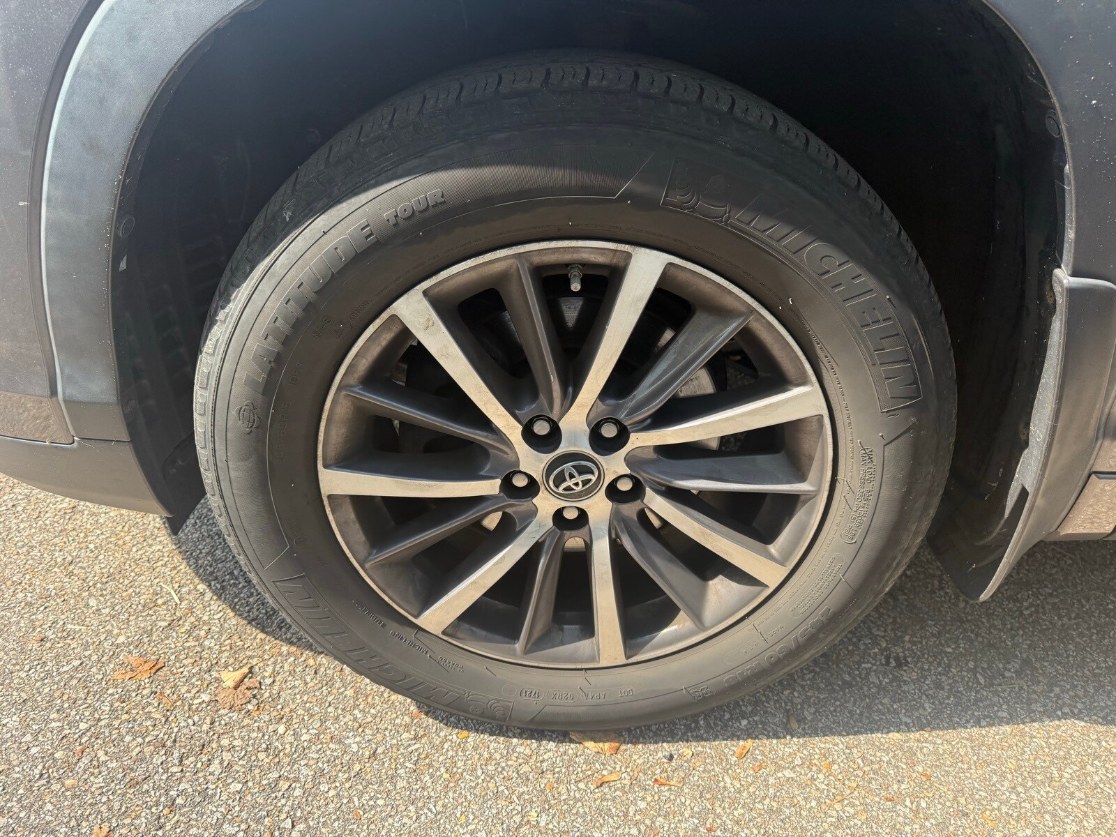 2018 Toyota Highlander XLE photo 4