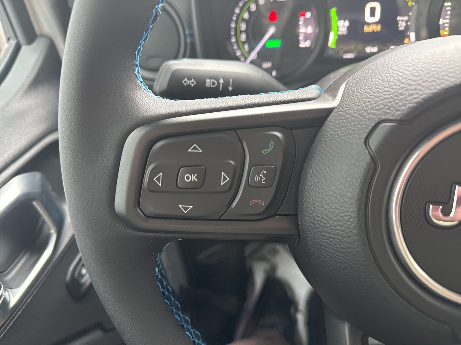 2024 Silver Zynith Jeep Wrangler 4xe 4-DOOR RUBICON 4X4 SUV