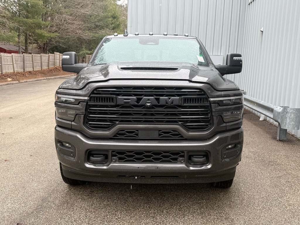 New 2026 Ram 3500 LARAMIE MEGA CAB 4X4 6'4 BOX Pickup