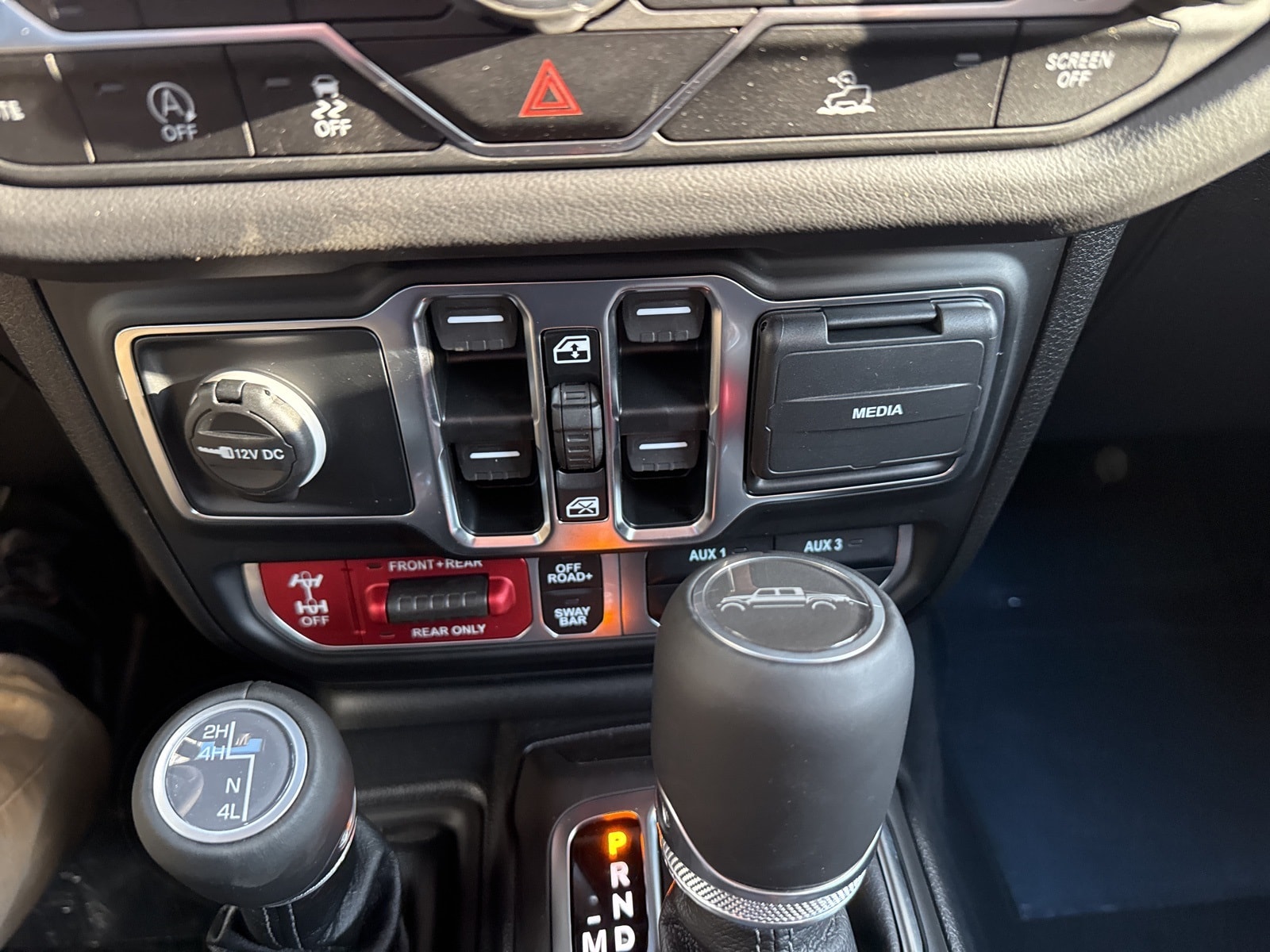 2025 Granite Crystal Jeep Gladiator RUBICON 4X4 4X4 Truck