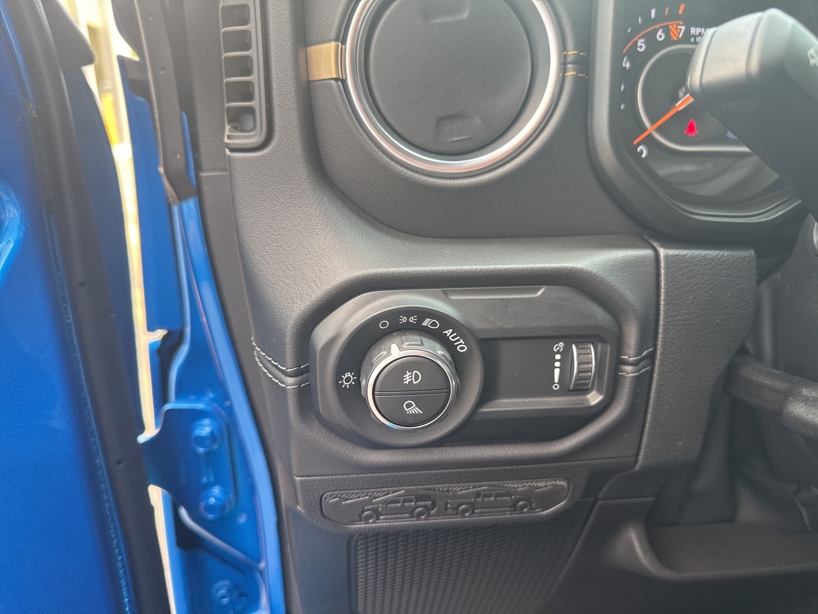2025 Hydro Blue Pearlcoat Jeep Gladiator HIGH TIDE 4X4 4X4 Truck