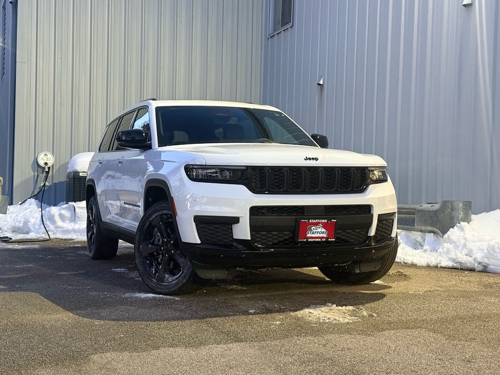 Used 2023 Jeep Grand Cherokee L Altitude SUV