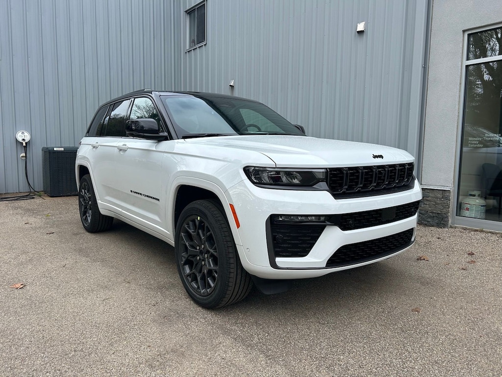 New 2026 Jeep Grand Cherokee SUMMIT 4X4 Sport Utility