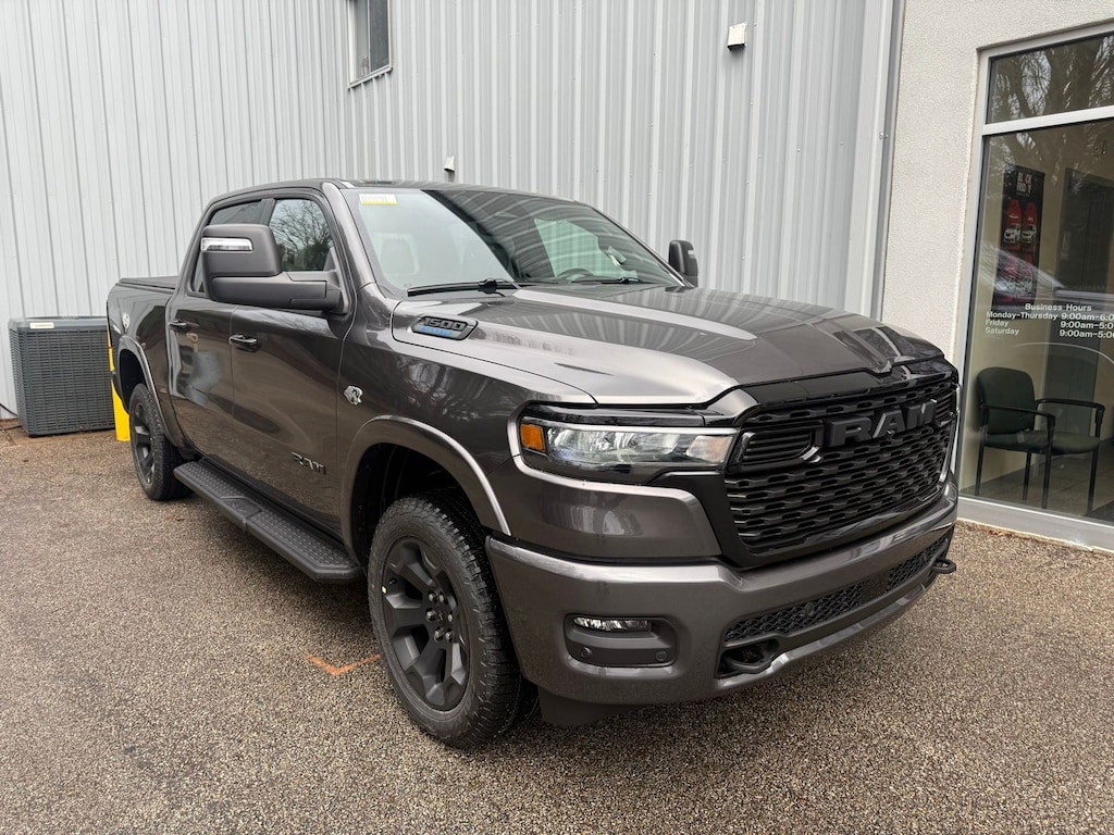 New 2026 Ram 1500 BIG HORN CREW CAB 4X4 5'7 BOX Pickup