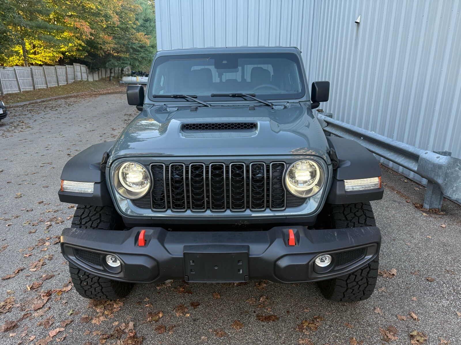2025 Jeep Gladiator Mojave photo 2