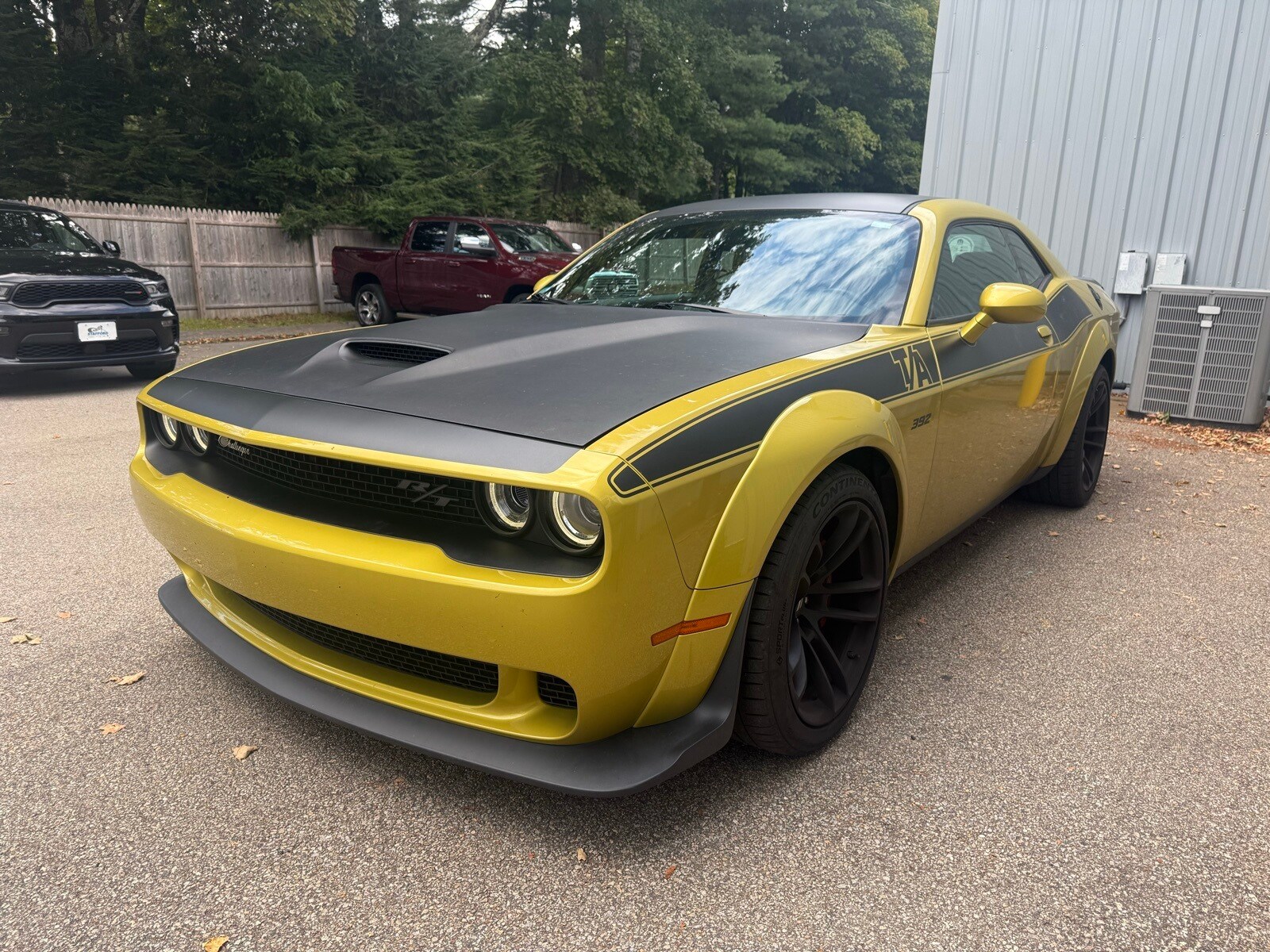 2021 Dodge Challenger R/T Scat Pack Widebody photo 3