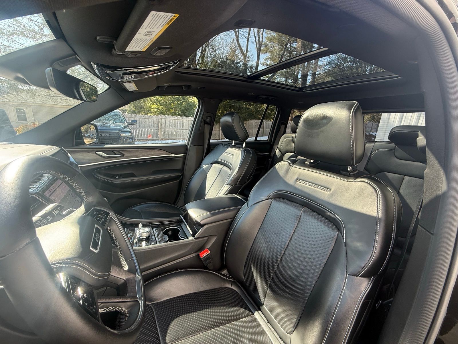 2022 Jeep Grand Cherokee Overland - Photo 9