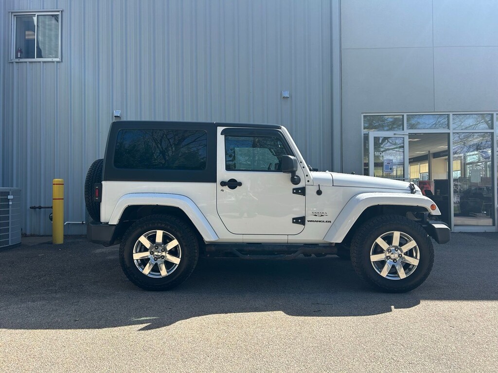 Used 2017 Jeep Wrangler Sahara SUV