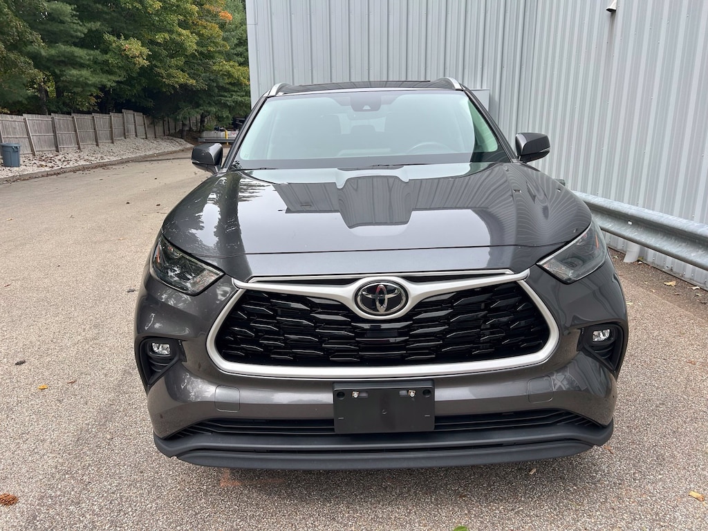 Used 2023 Toyota Highlander XLE SUV