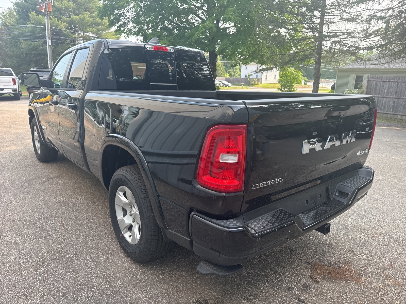 2025 Diamond Black Crystal Pearlcoat Ram 1500 BIG HORN QUAD CAB 4X4 6'4 BOX 4X4 Truck