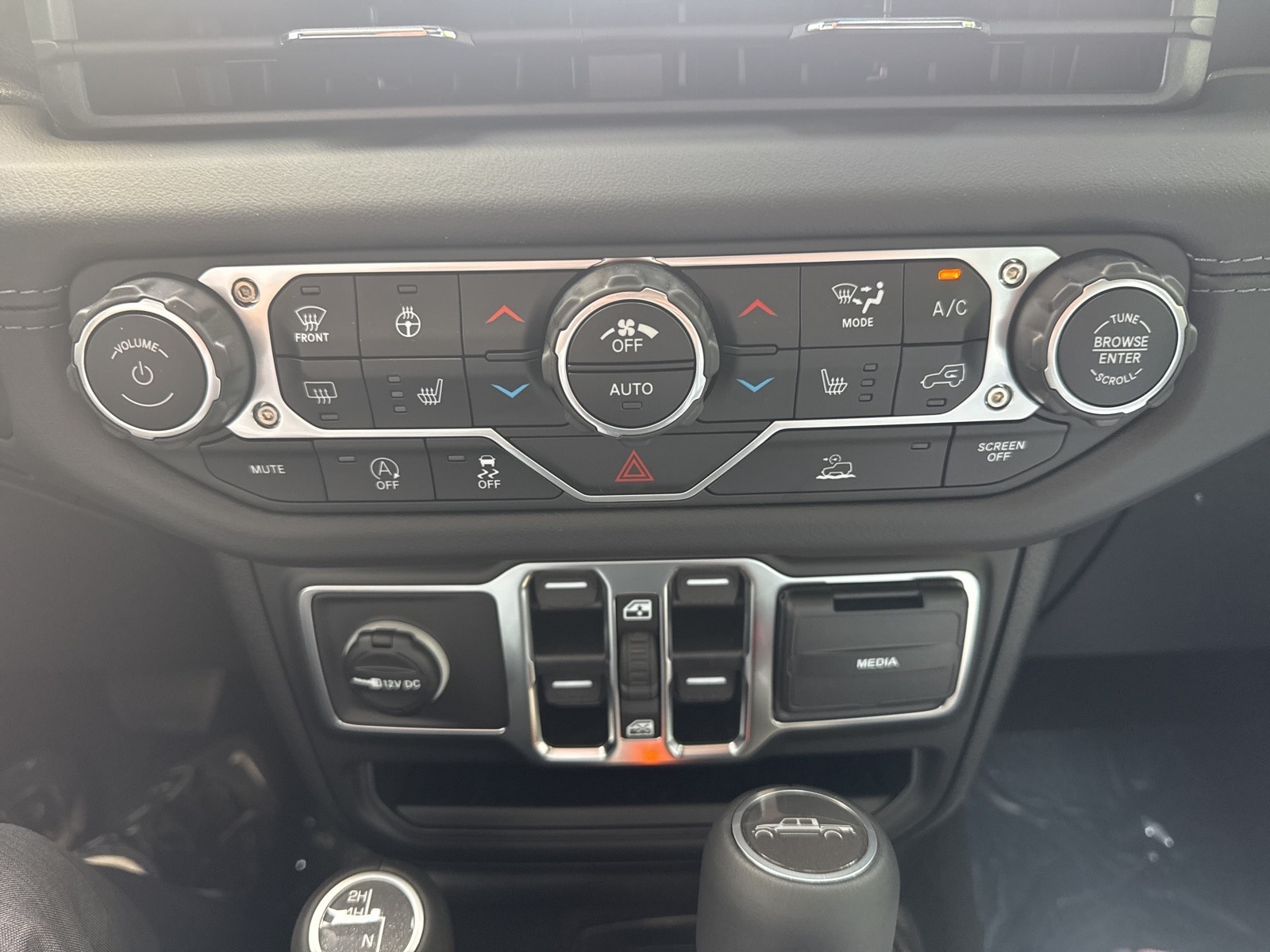 2025 Hydro Blue Pearlcoat Jeep Gladiator HIGH TIDE 4X4 4X4 Truck