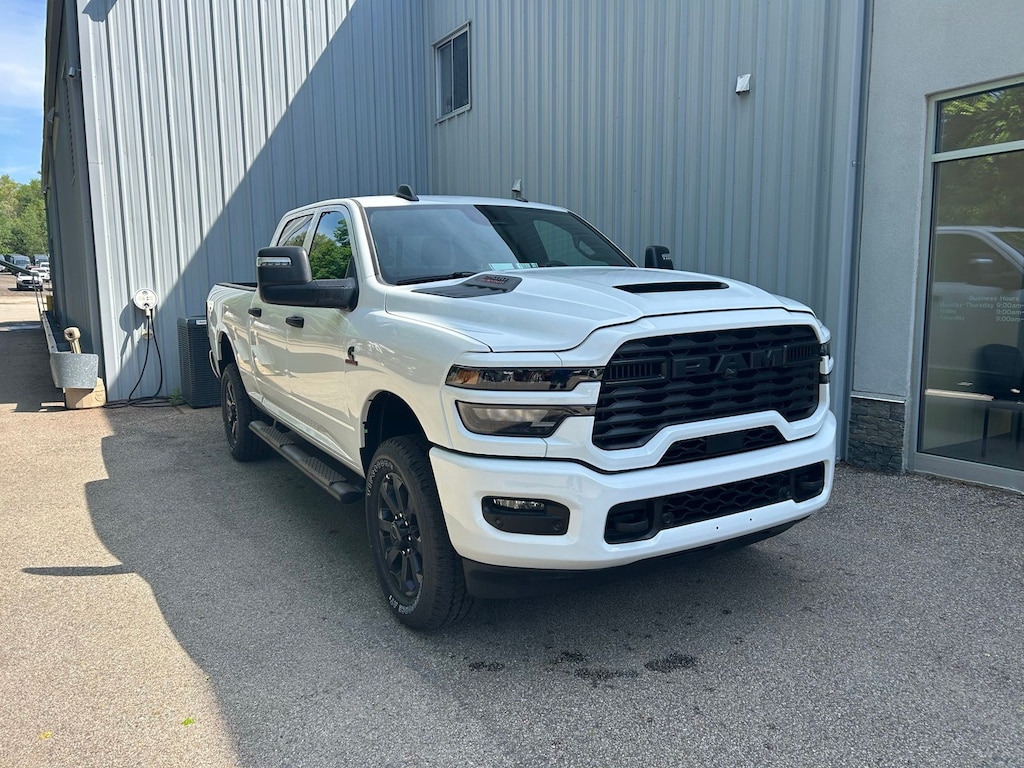 New 2026 Ram 2500 BLACK EXPRESS CREW CAB 4X4 6'4 BOX Pickup