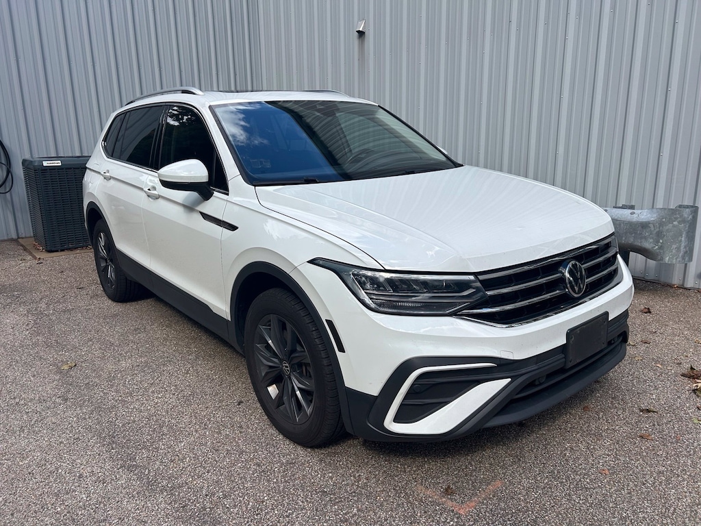 Used 2022 Volkswagen Tiguan 2.0T SE SUV