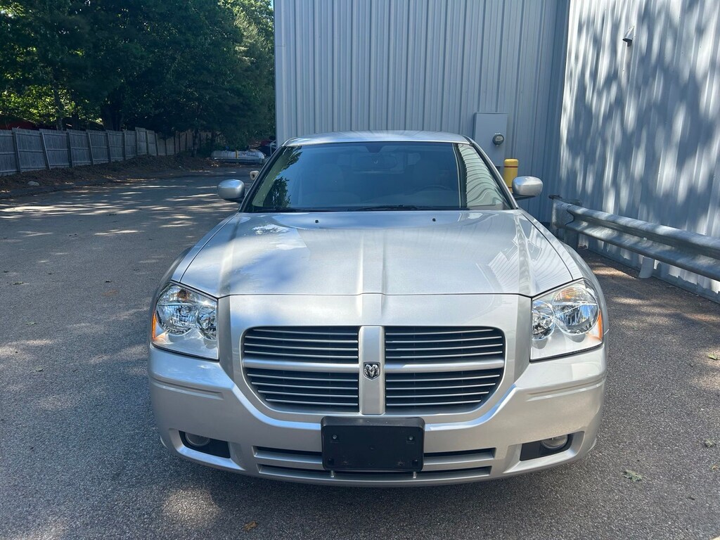 Used 2005 Dodge Magnum R/T Wagon
