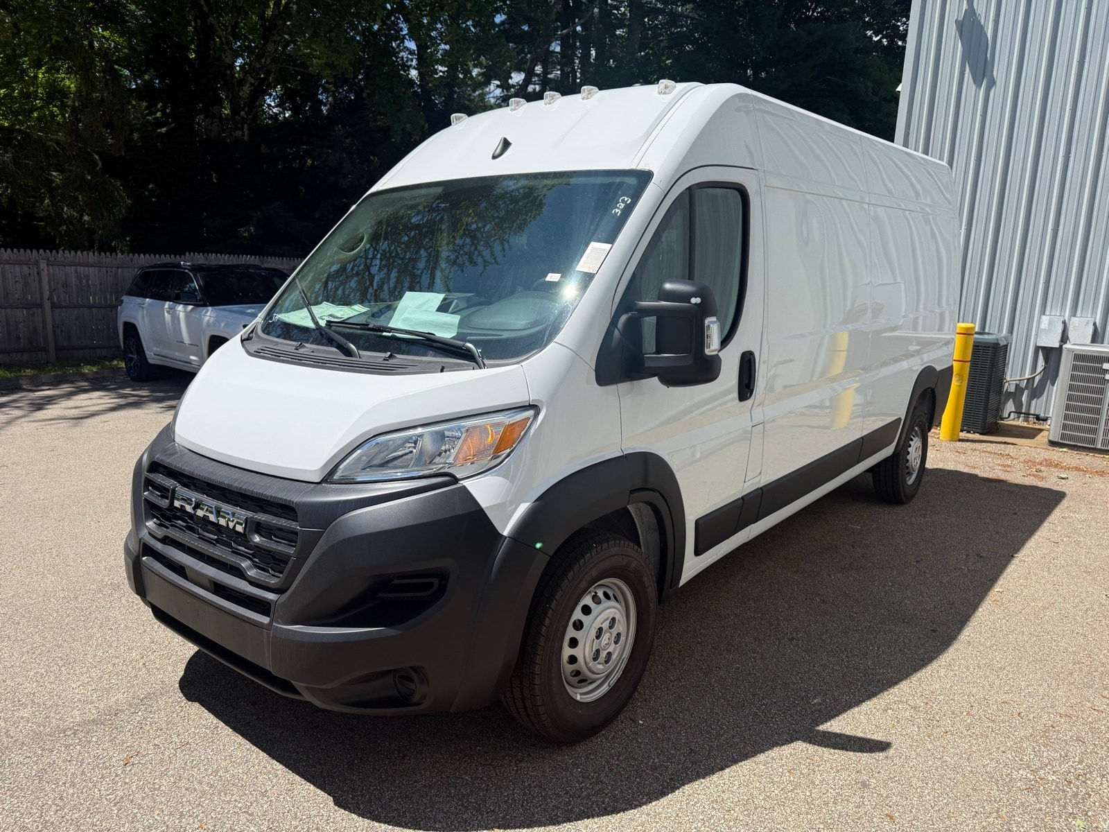 2025 Bright White Ram ProMaster Cargo Van PROMASTER 2500 TRADESMAN CARGO VAN HIGH ROOF 159' FWD Van