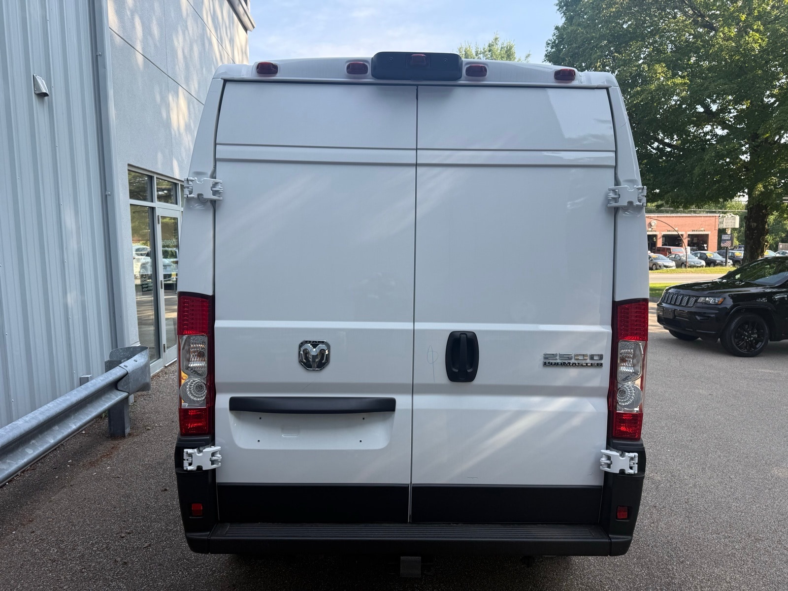 2025 Bright White Ram ProMaster Cargo Van PROMASTER 2500 TRADESMAN CARGO VAN HIGH ROOF 159' FWD Van