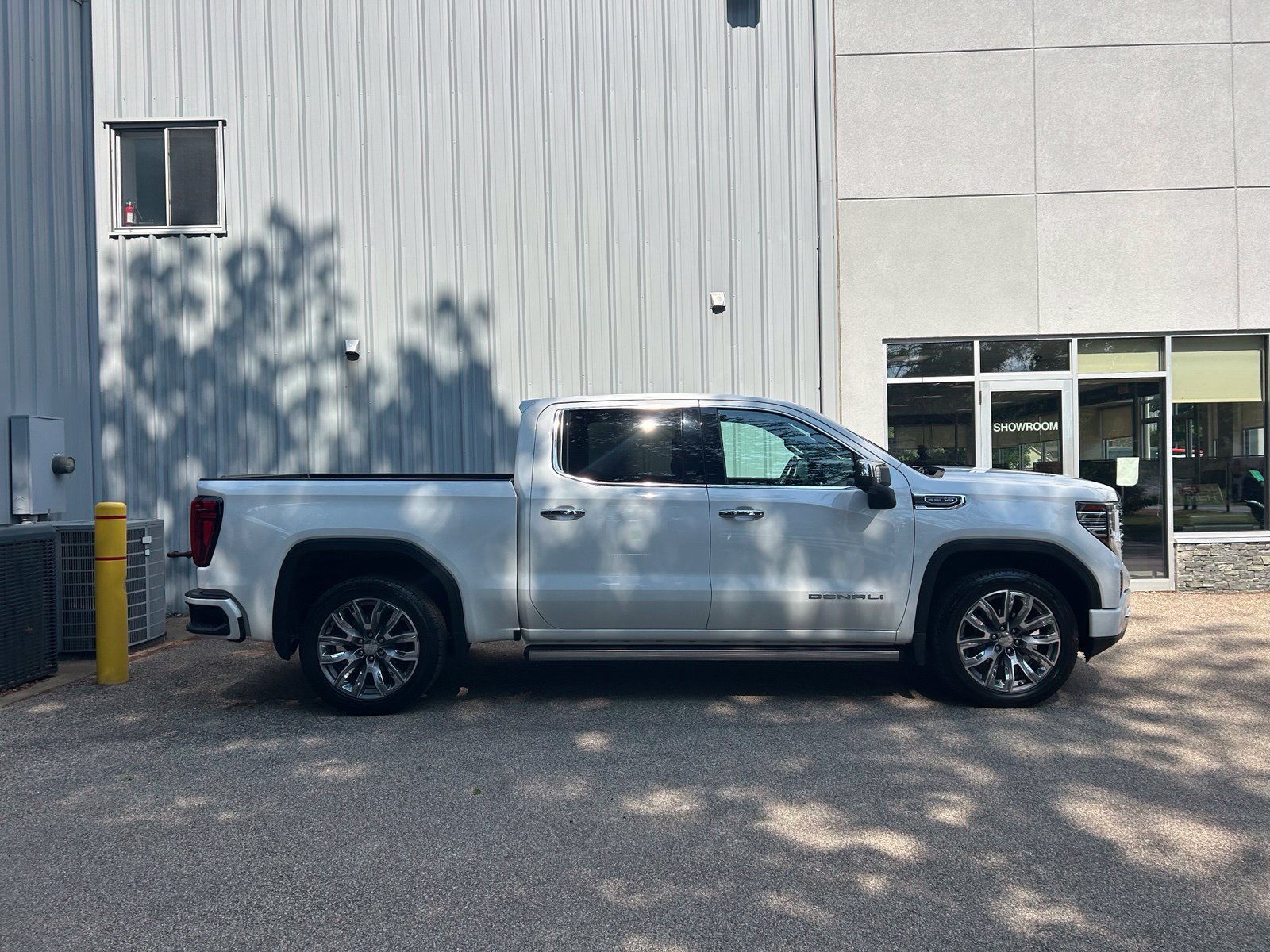 Used 2023 GMC Sierra 1500 Denali Truck