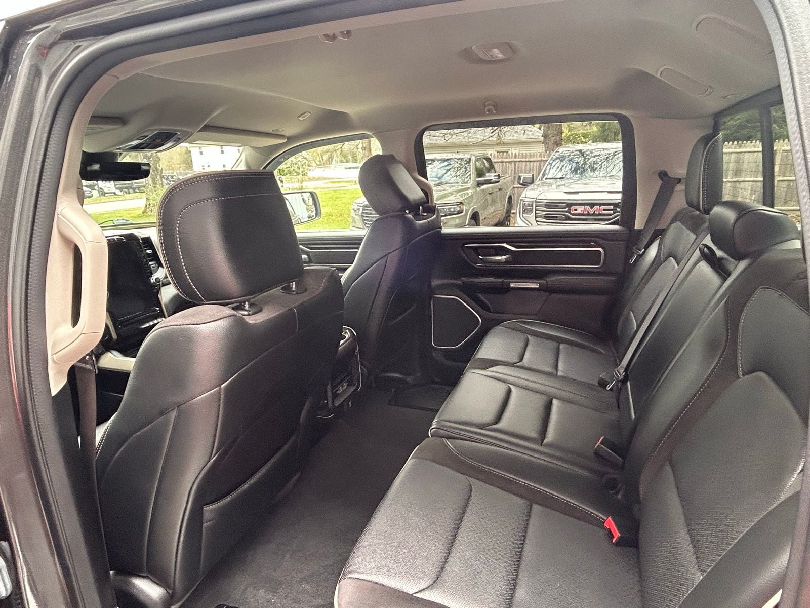 2022 RAM Ram 1500 Pickup Laramie - Photo 10