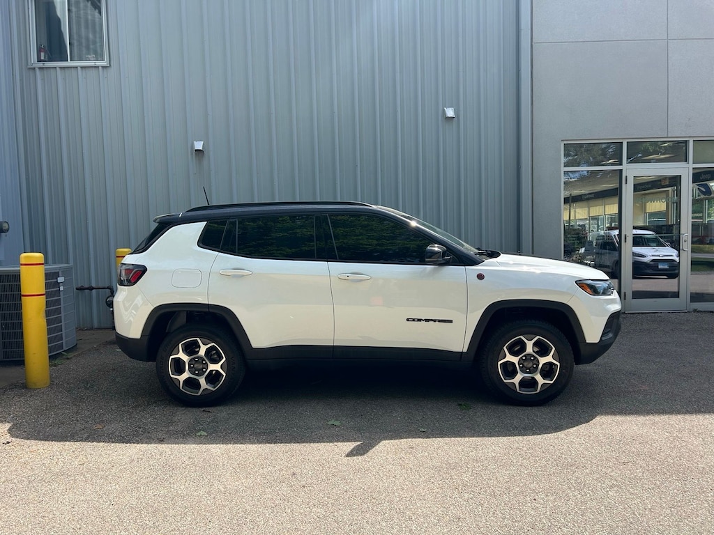 Used 2022 Jeep Compass Trailhawk SUV