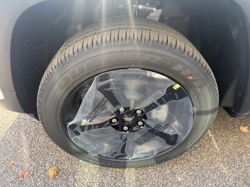 New 2025 Jeep Grand Cherokee ALTITUDE X 4X4 Sport Utility