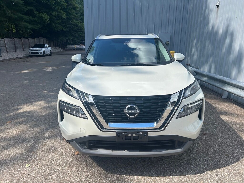 Used 2023 Nissan Rogue SV SUV