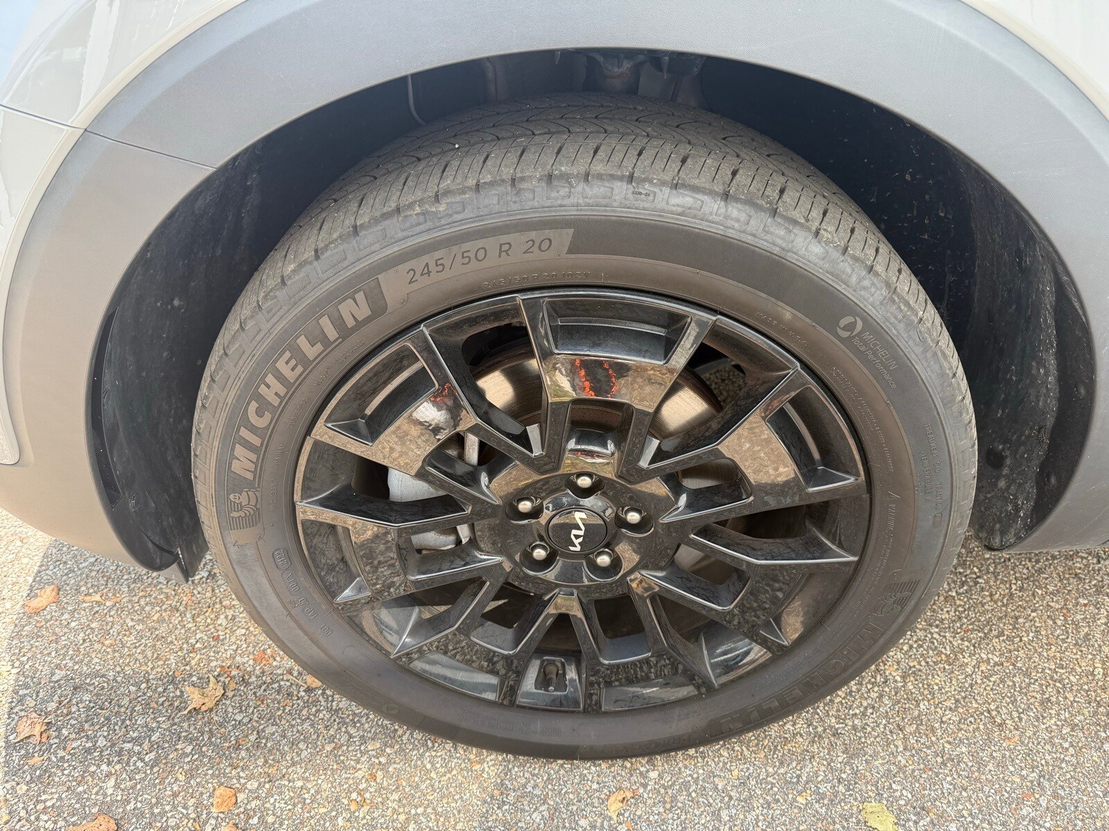 2022 Kia Telluride SX photo 3