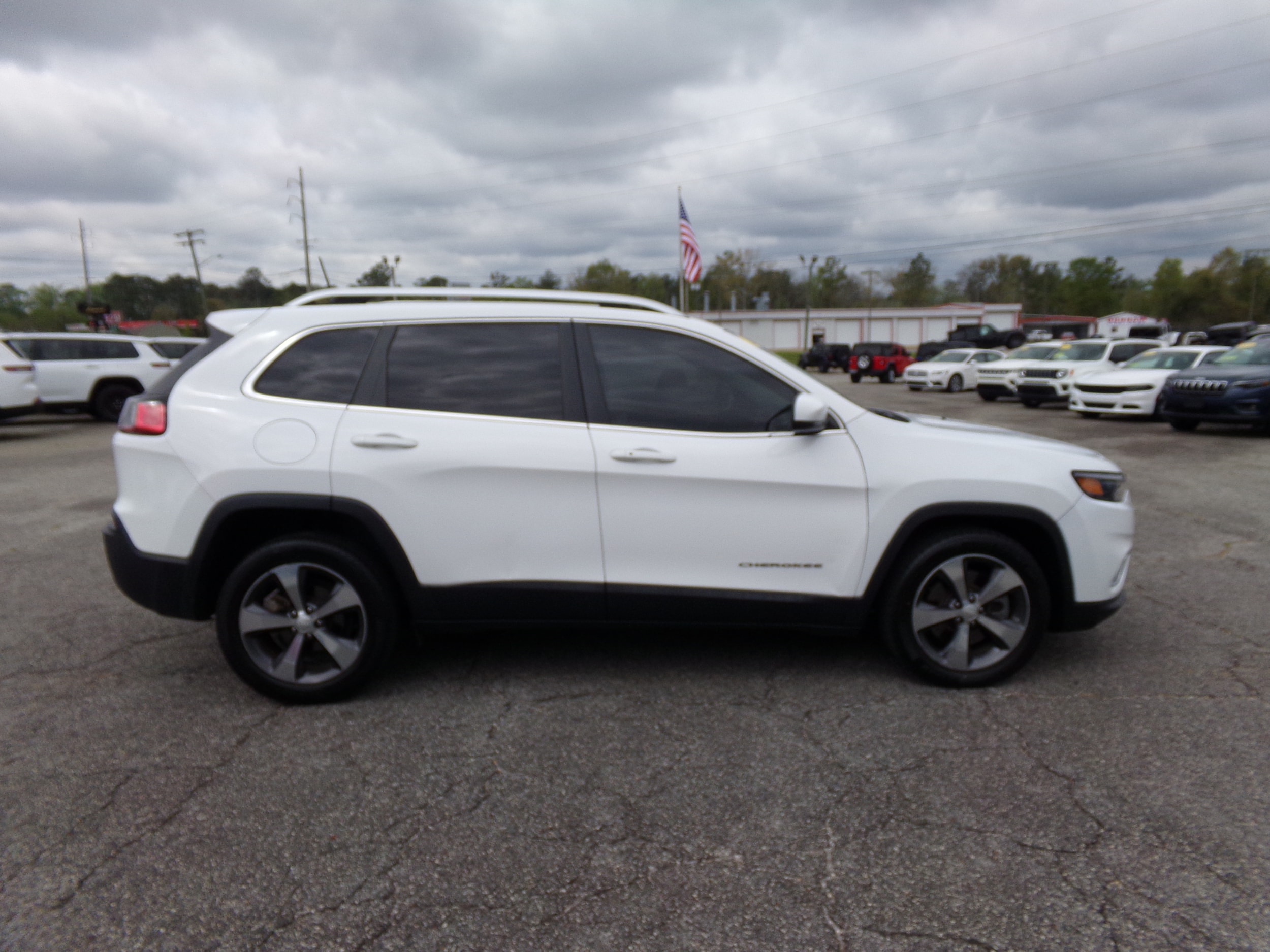 Certified 2019 Jeep Cherokee Limited with VIN 1C4PJLDB2KD300546 for sale in Thomasville, GA