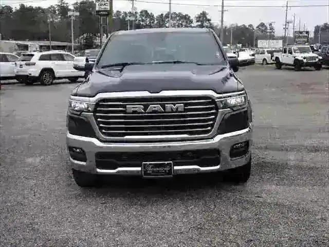 2025 Ram 1500 Laramie photo 2