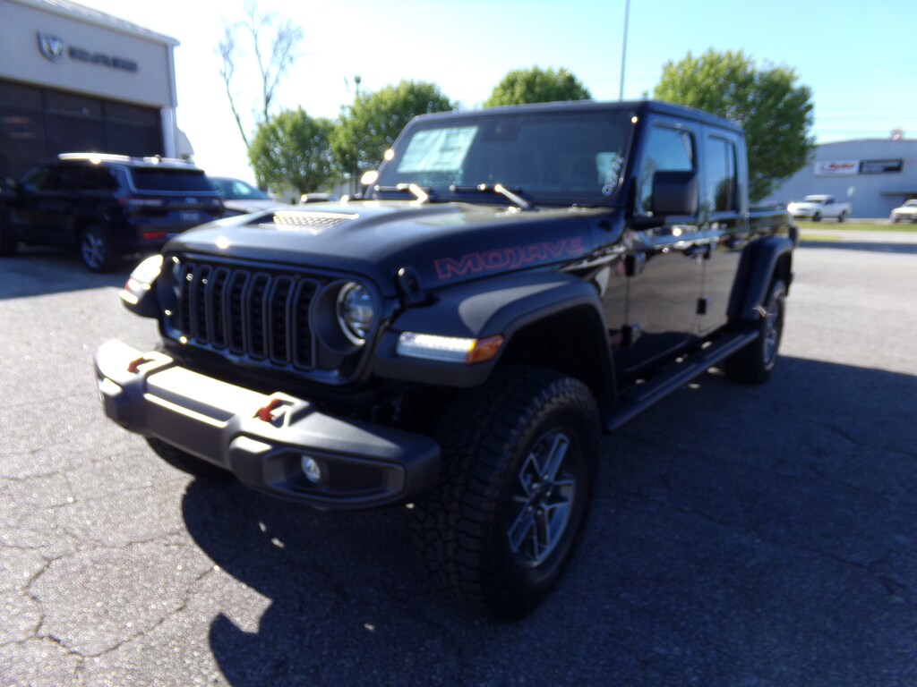 New 2024 Jeep Gladiator Mojave For Sale in Cairo GA VIN