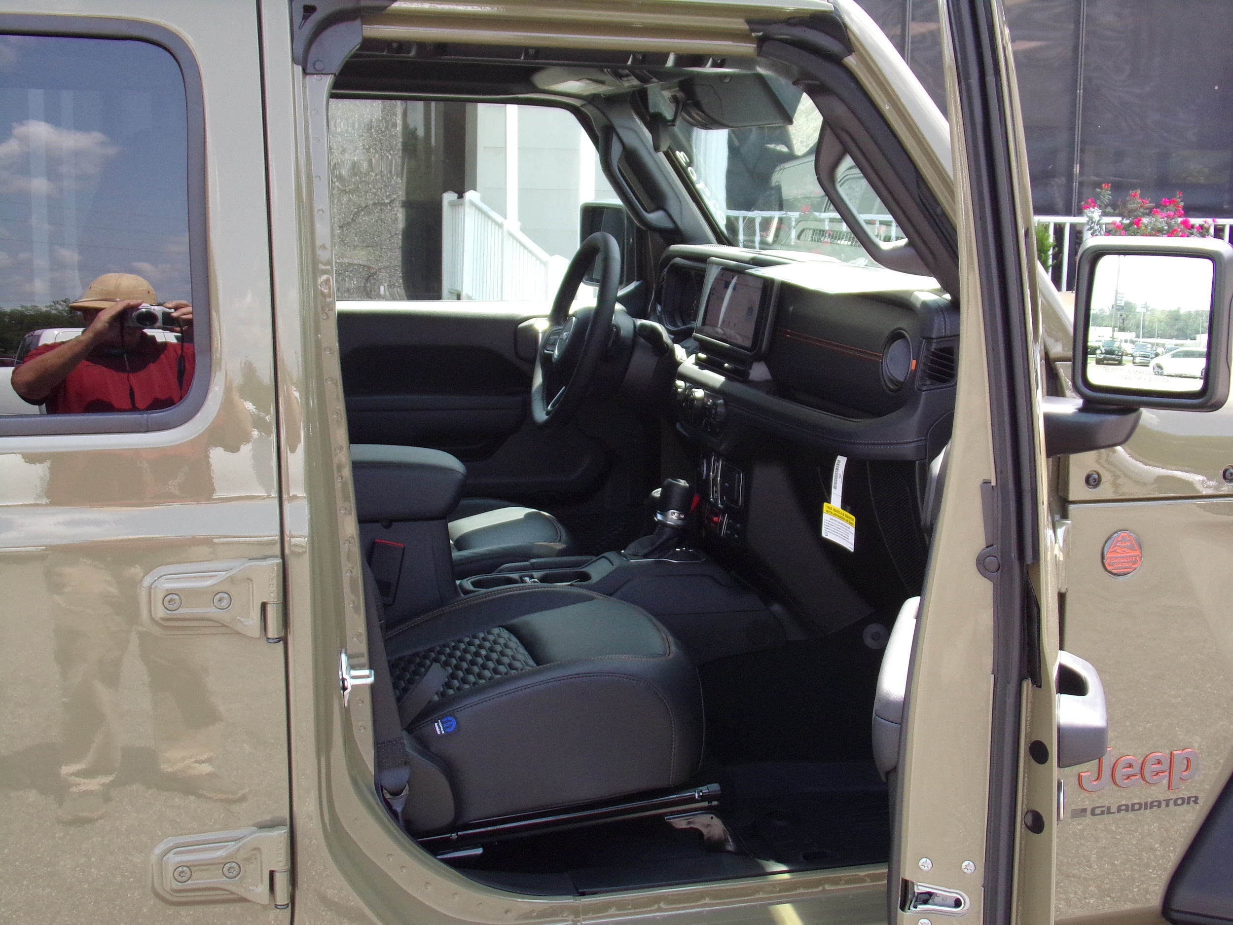 2025 Jeep Gladiator Mojave - Photo 8