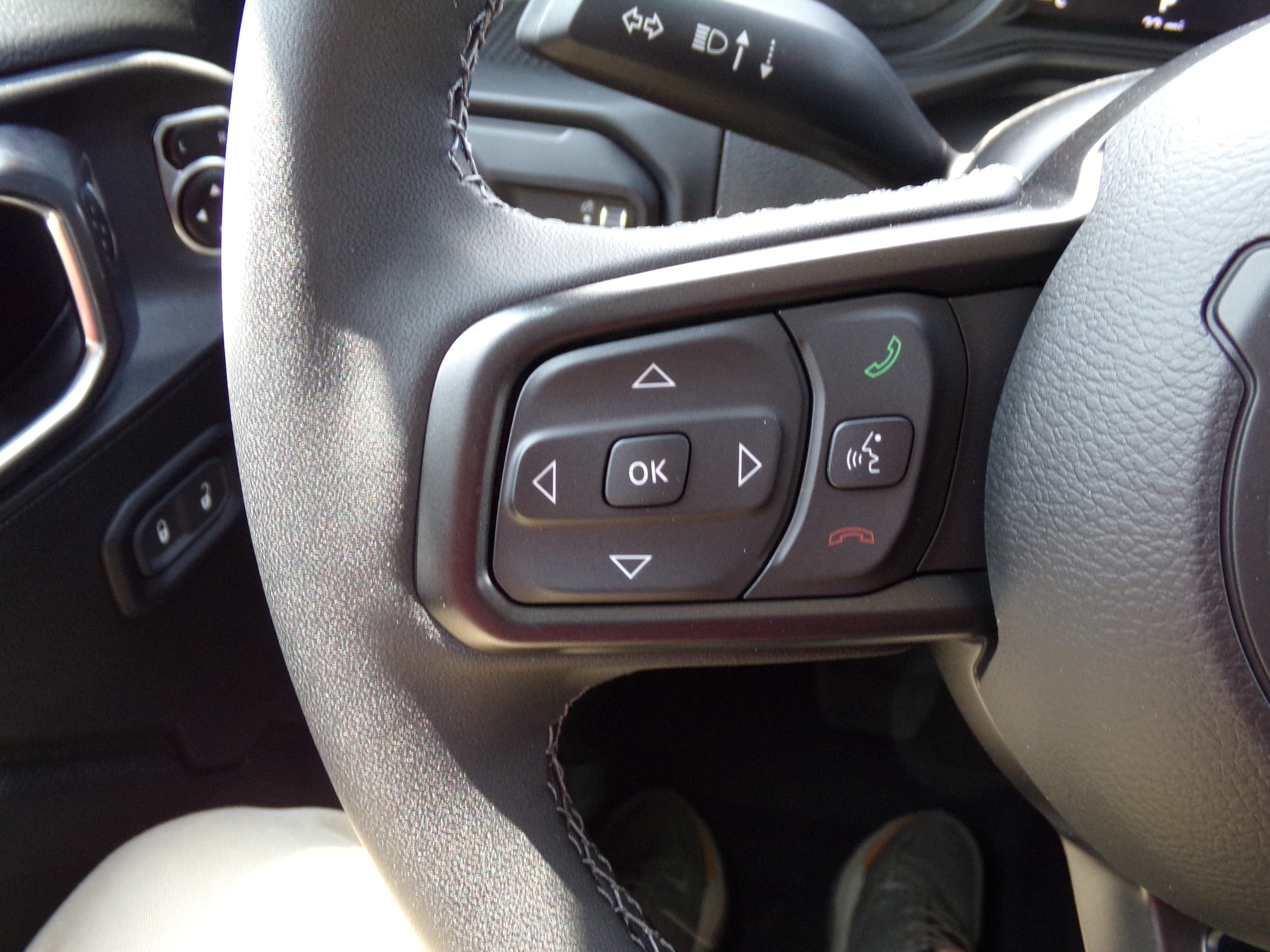 2025 Jeep Gladiator Mojave - Photo 12
