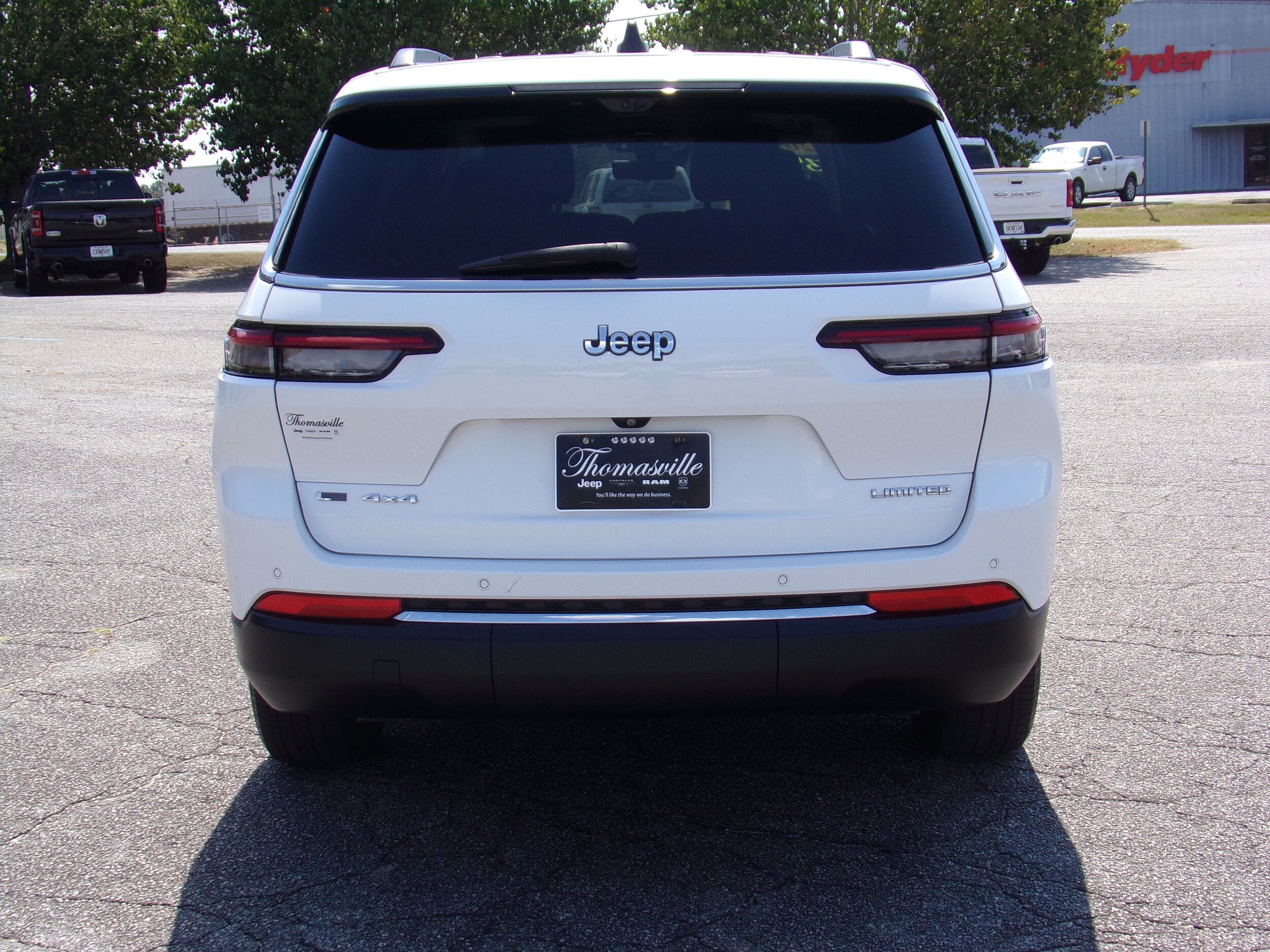 2022 Jeep Grand Cherokee Limited photo 4
