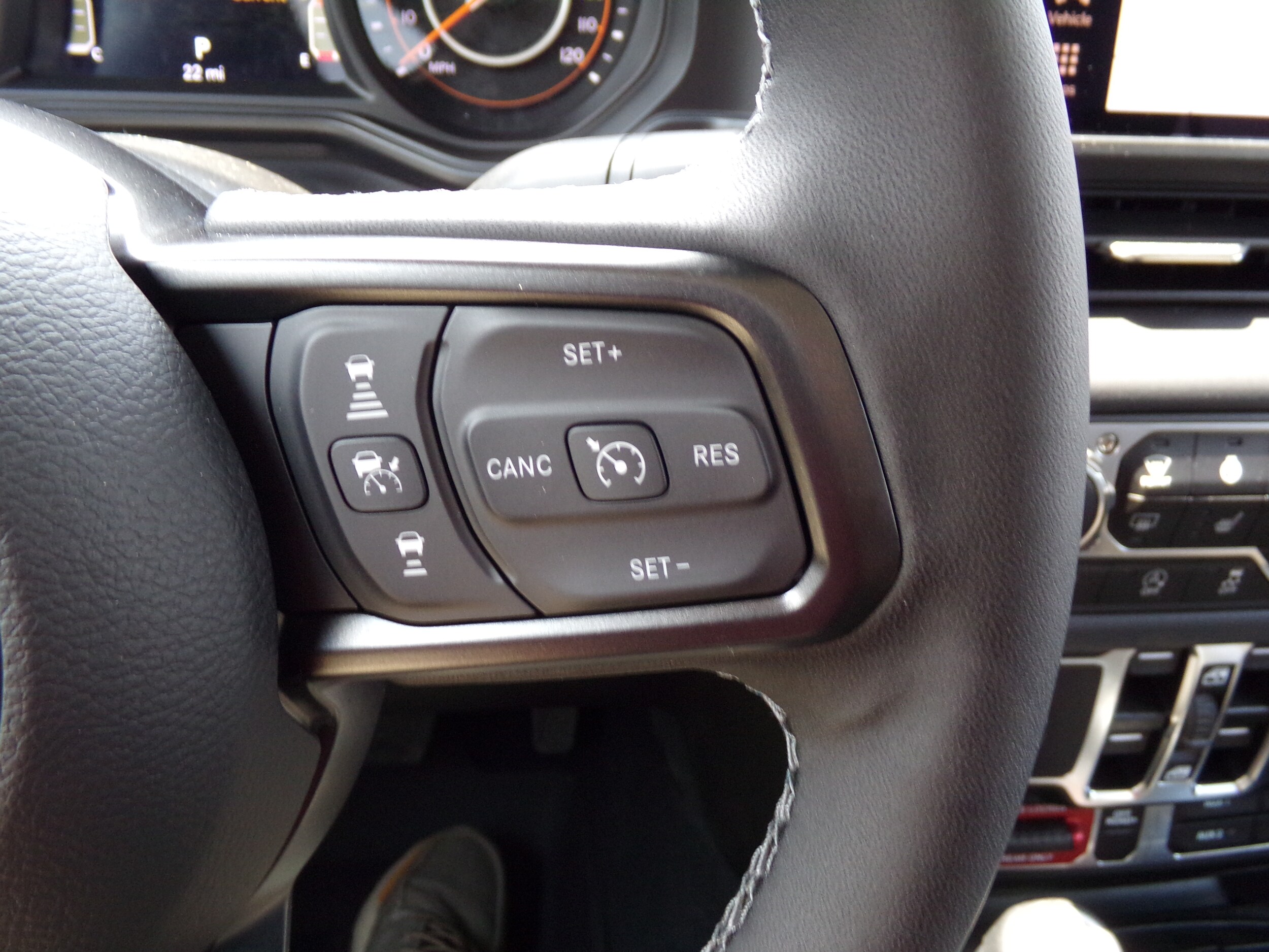 2025 Jeep Gladiator Mojave - Photo 13
