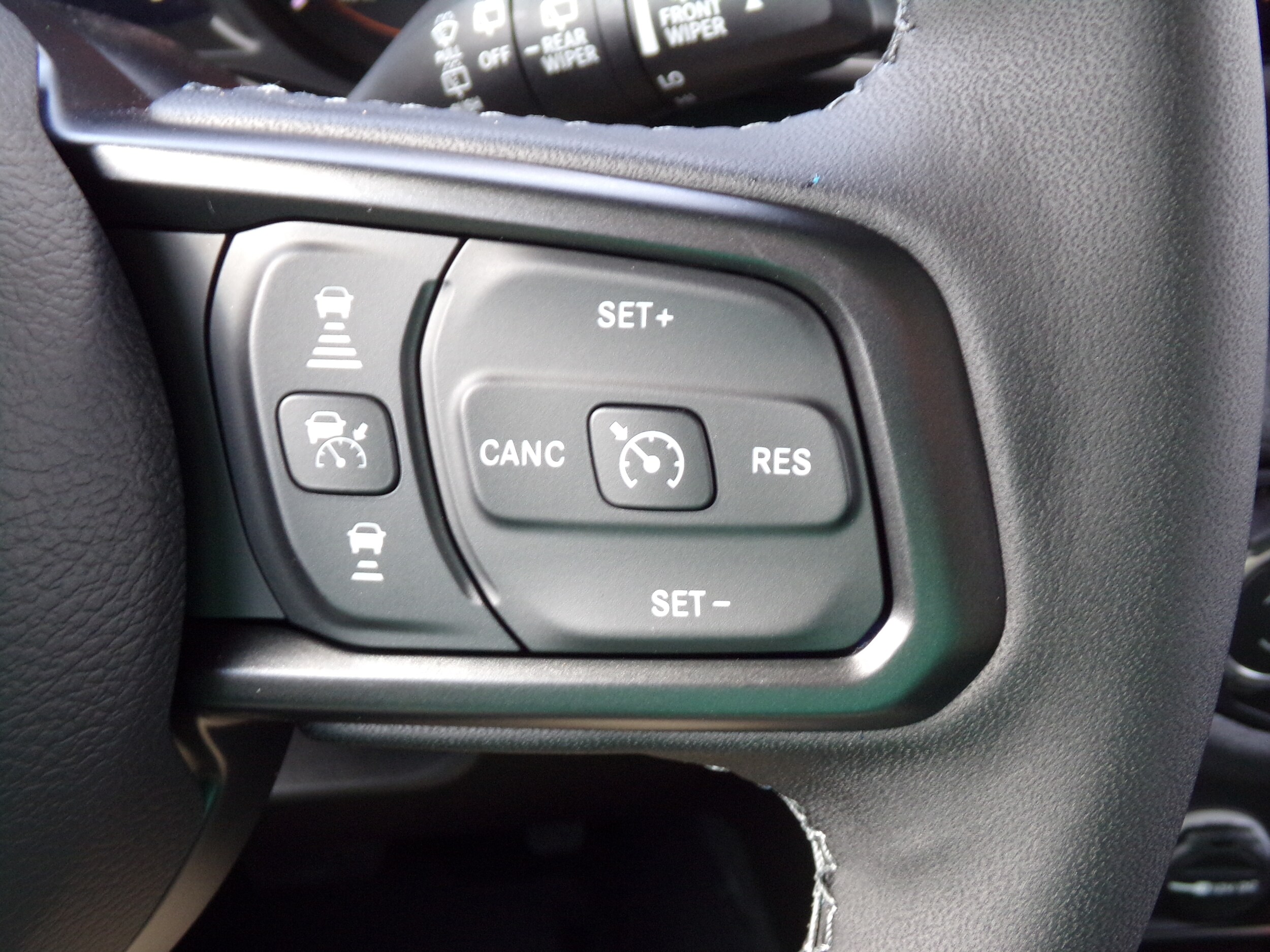 2025 Jeep Wrangler 4-Door Willys - Photo 13