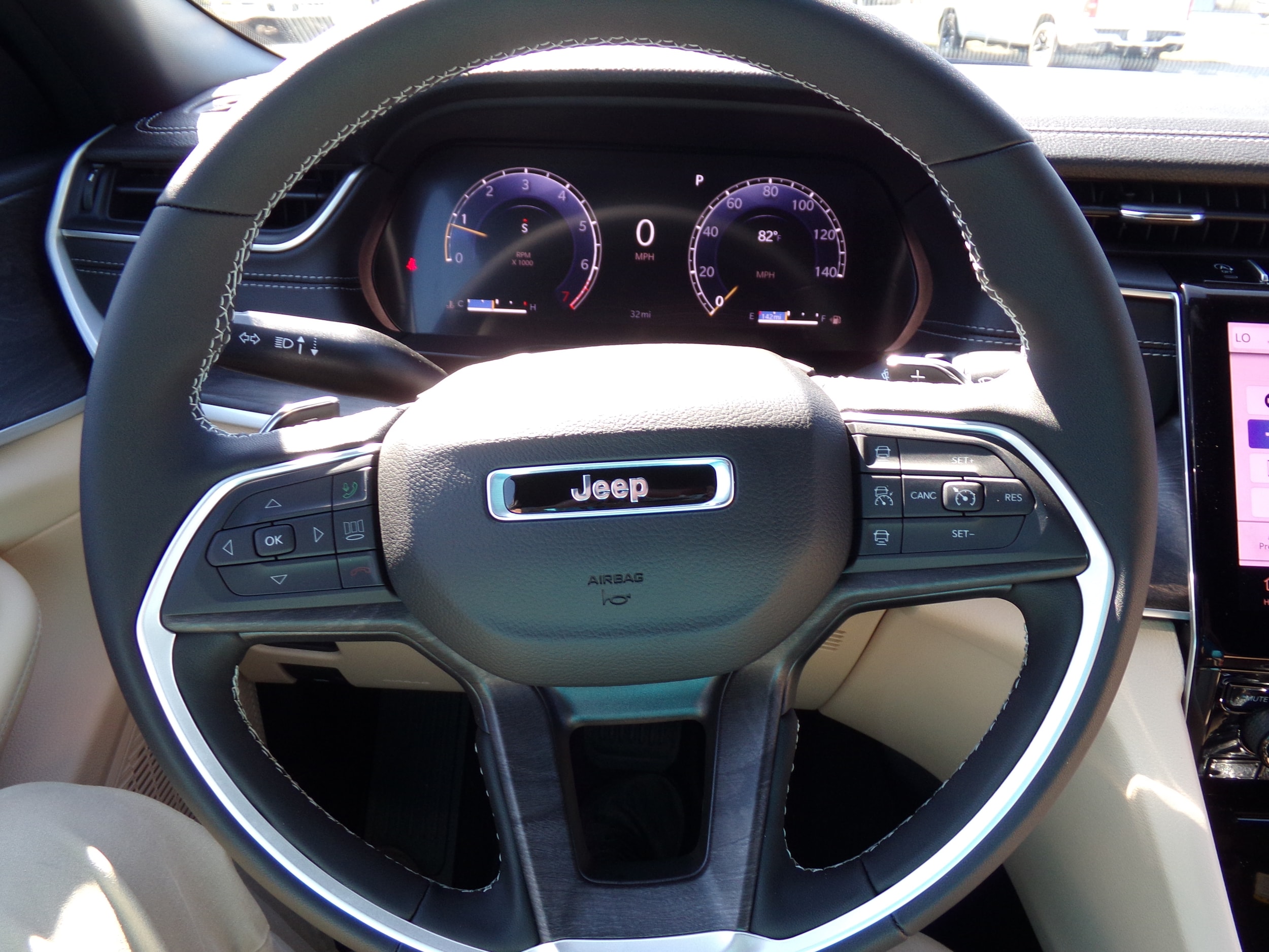 2025 Jeep Grand Cherokee L Limited - Photo 14