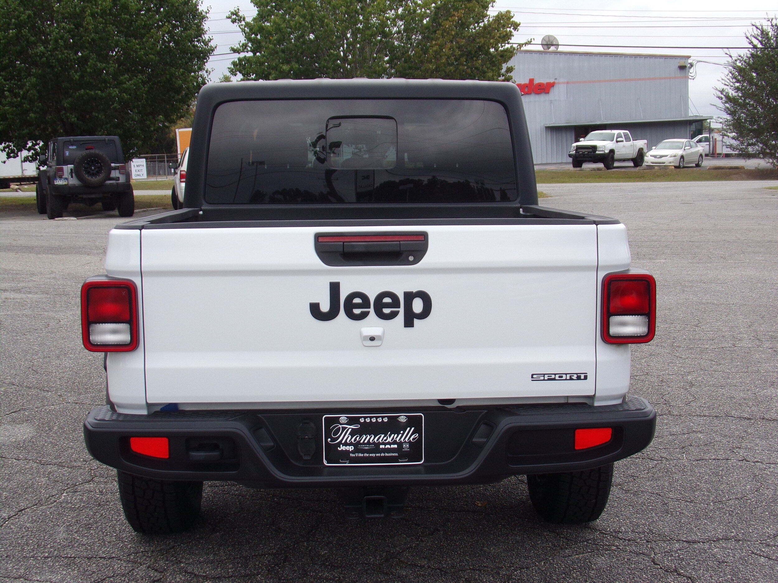 2021 Jeep Gladiator Sport S photo 4