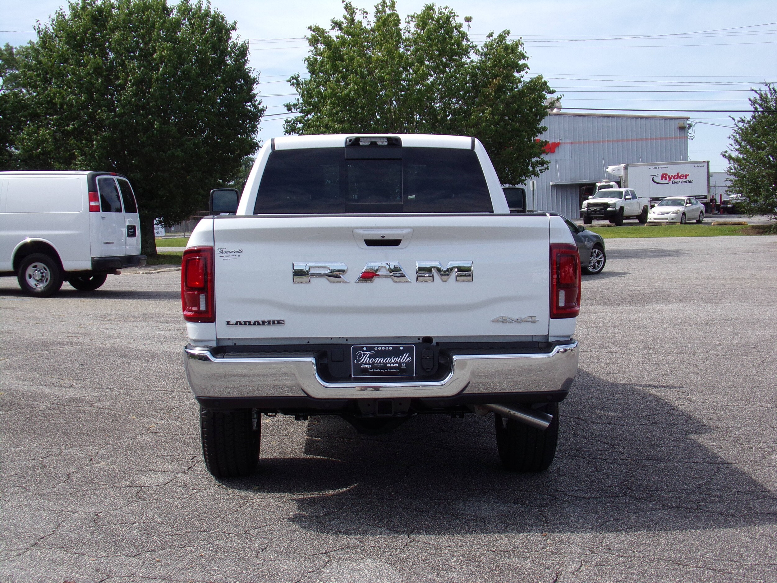 2025 Ram 2500 Laramie photo 4