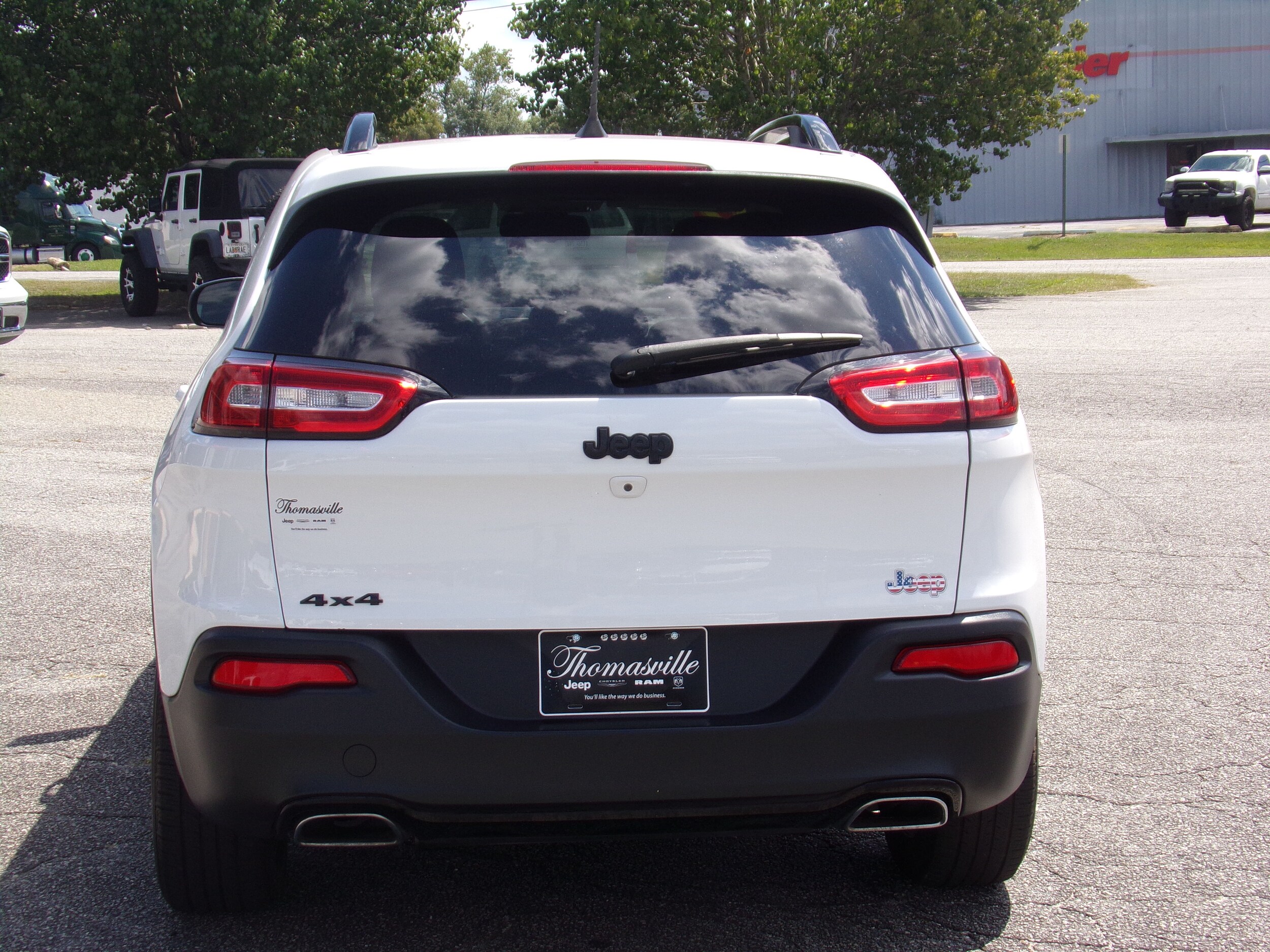 2017 Jeep Cherokee High Altitude photo 4