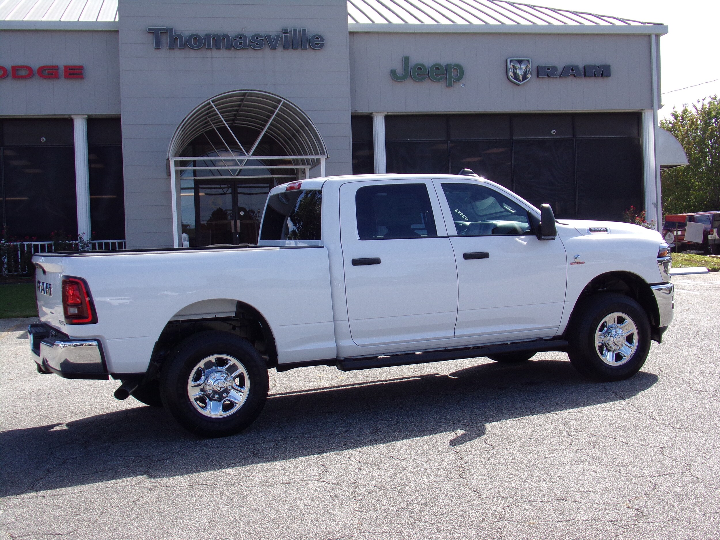 2026 Ram 3500 Tradesman photo 3