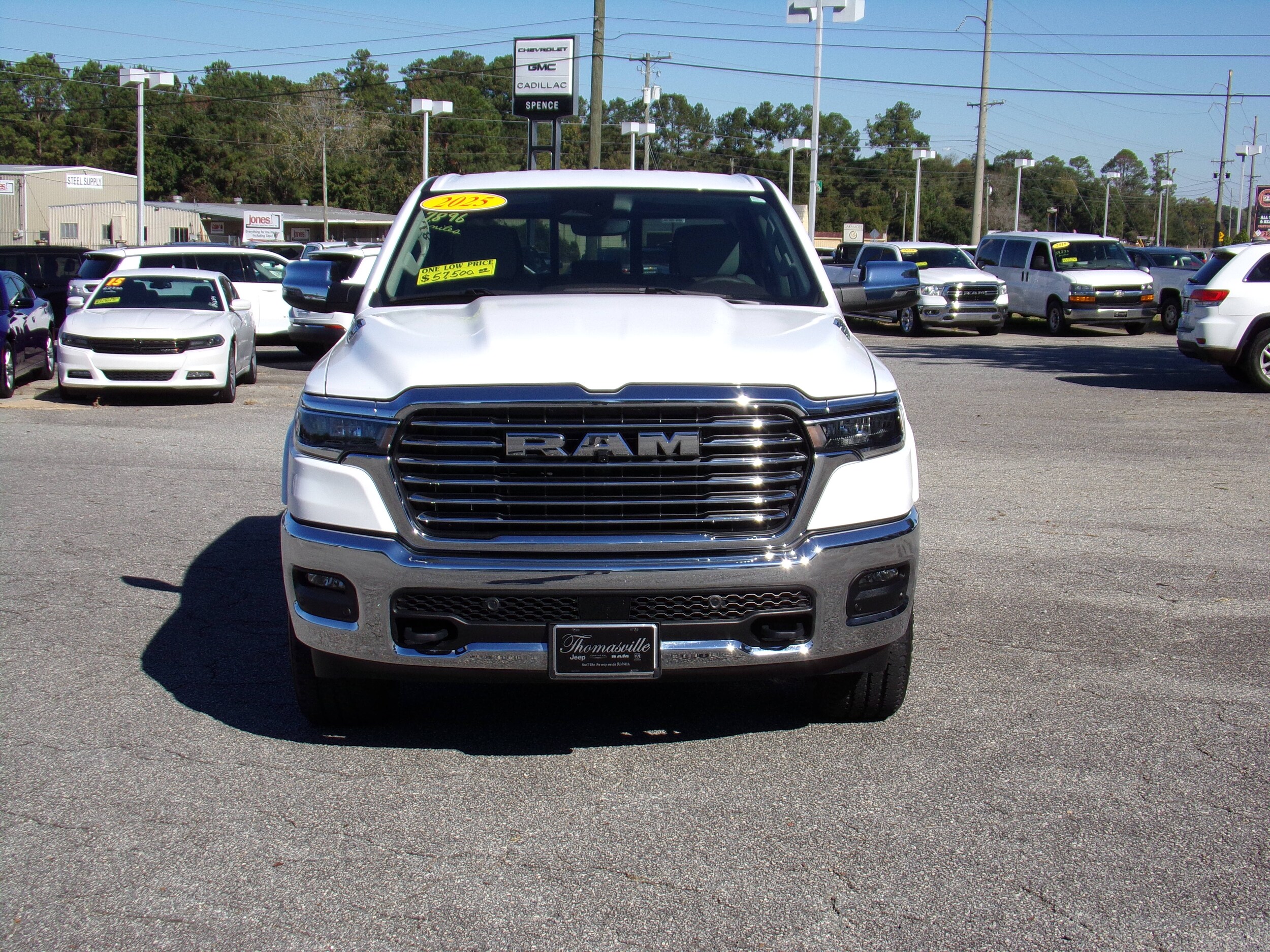 2025 Ram 1500 Laramie photo 2