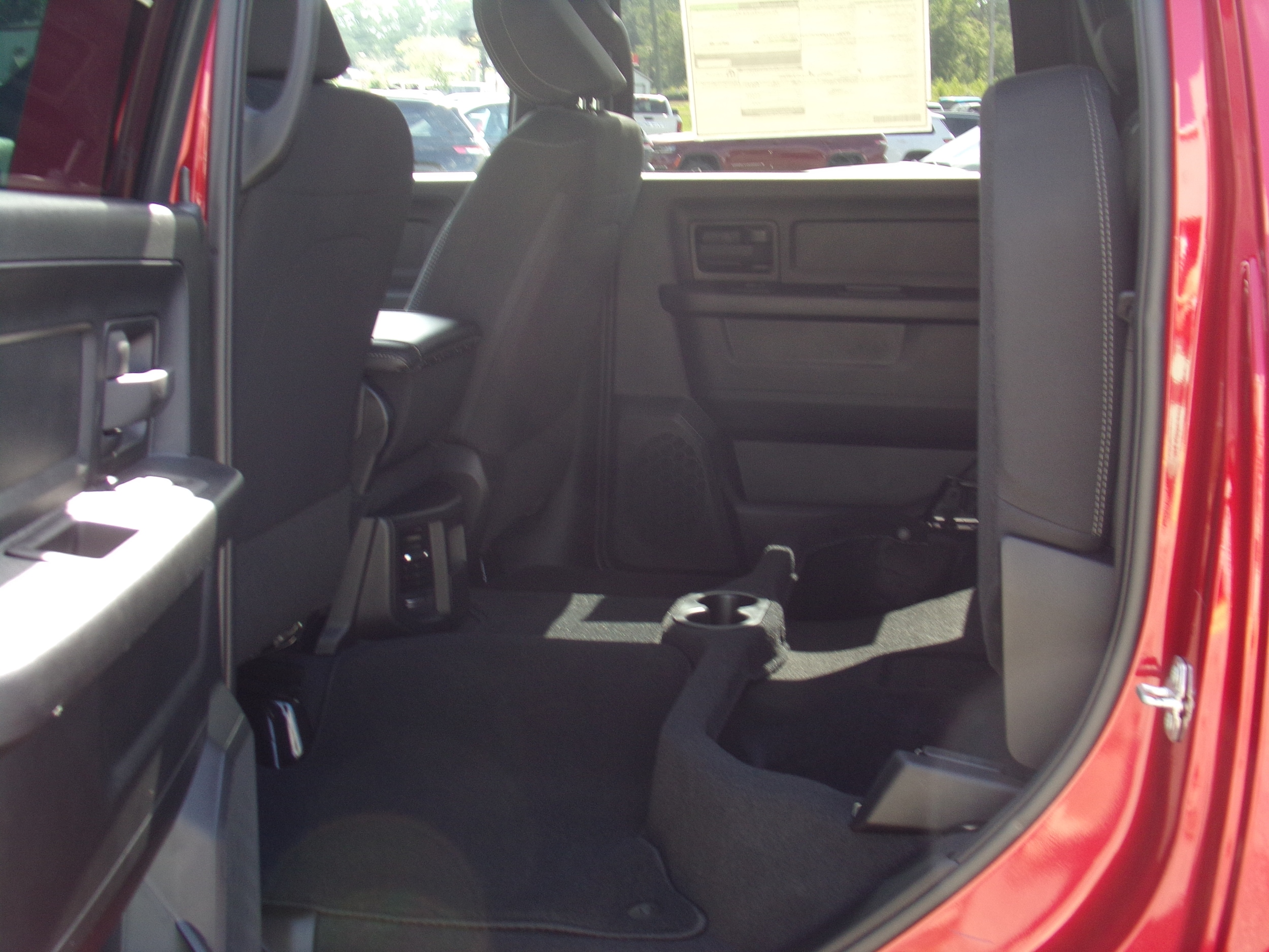 2025 RAM 2500 Tradesman - Photo 13