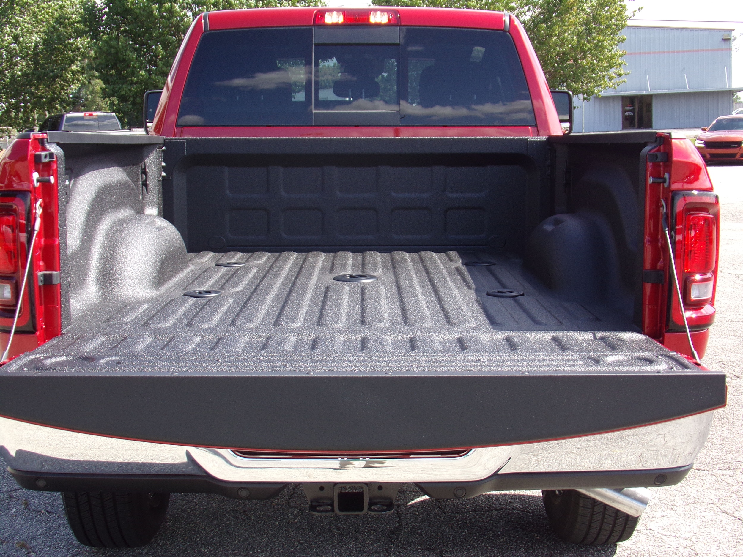 2025 RAM 2500 Tradesman - Photo 6