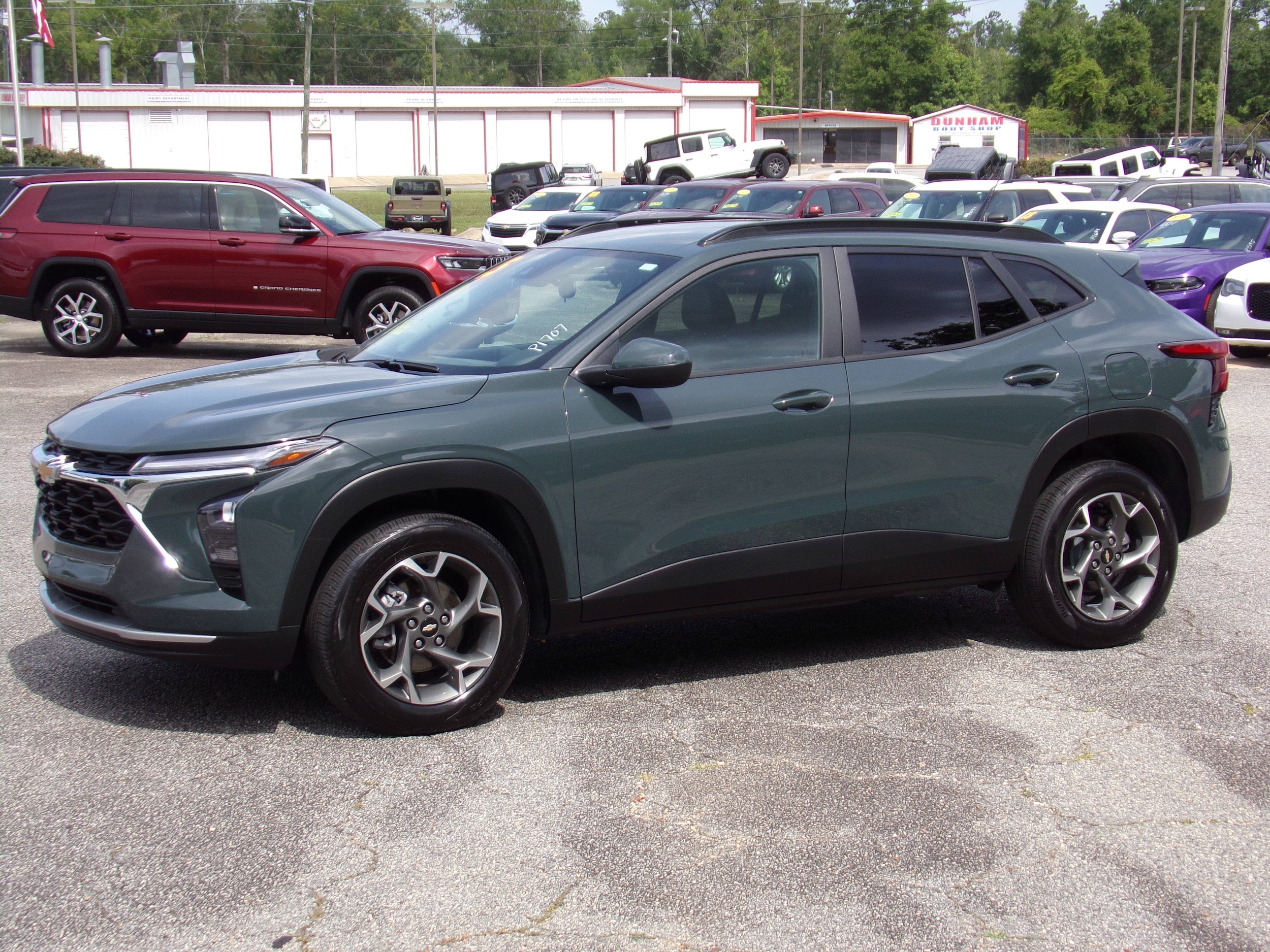 2025 Chevrolet Trax LT