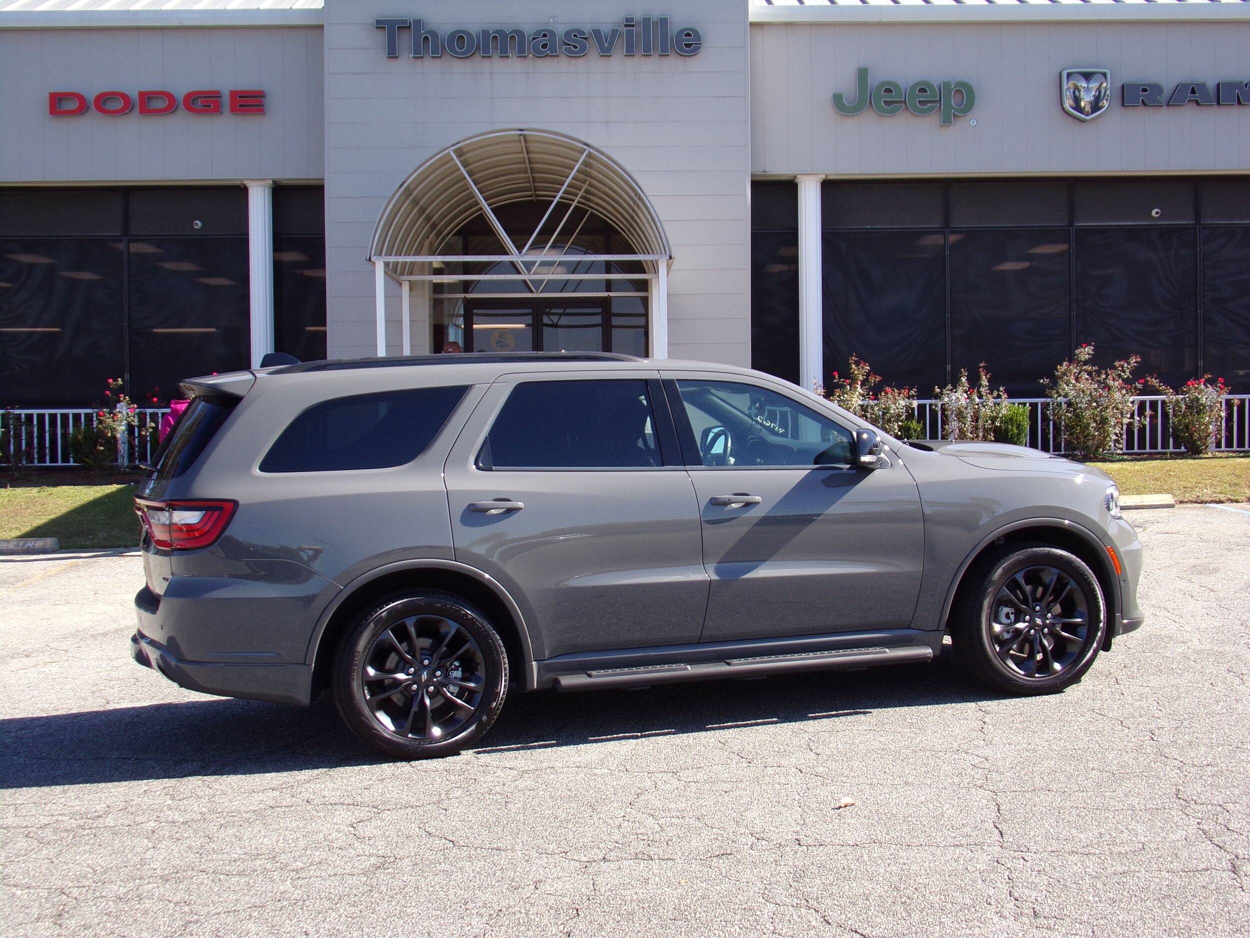 2024 Dodge Durango GT Premium photo 3