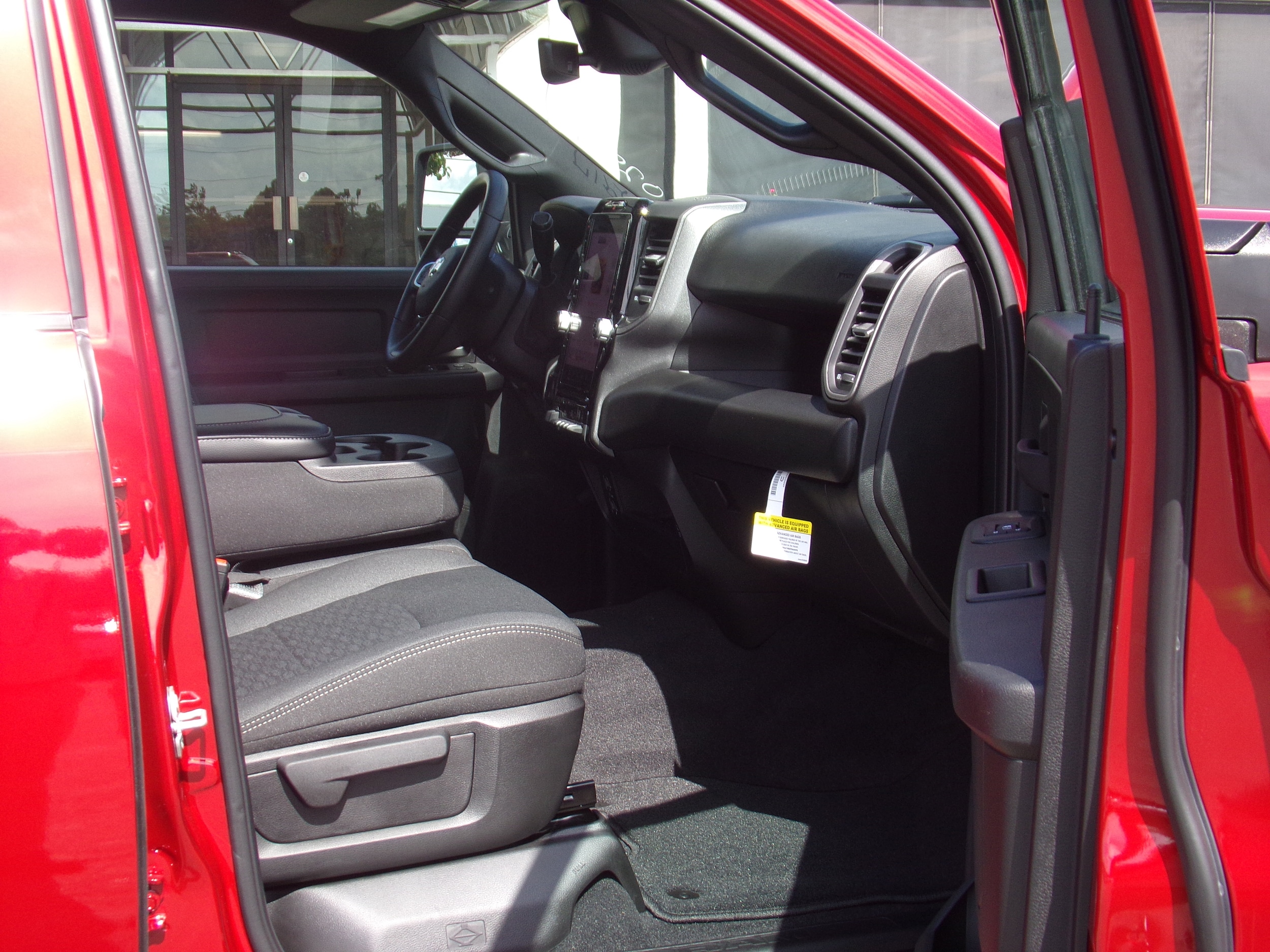 2025 RAM 2500 Tradesman - Photo 11