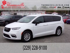 2026 Chrysler Pacifica Select Passenger Van