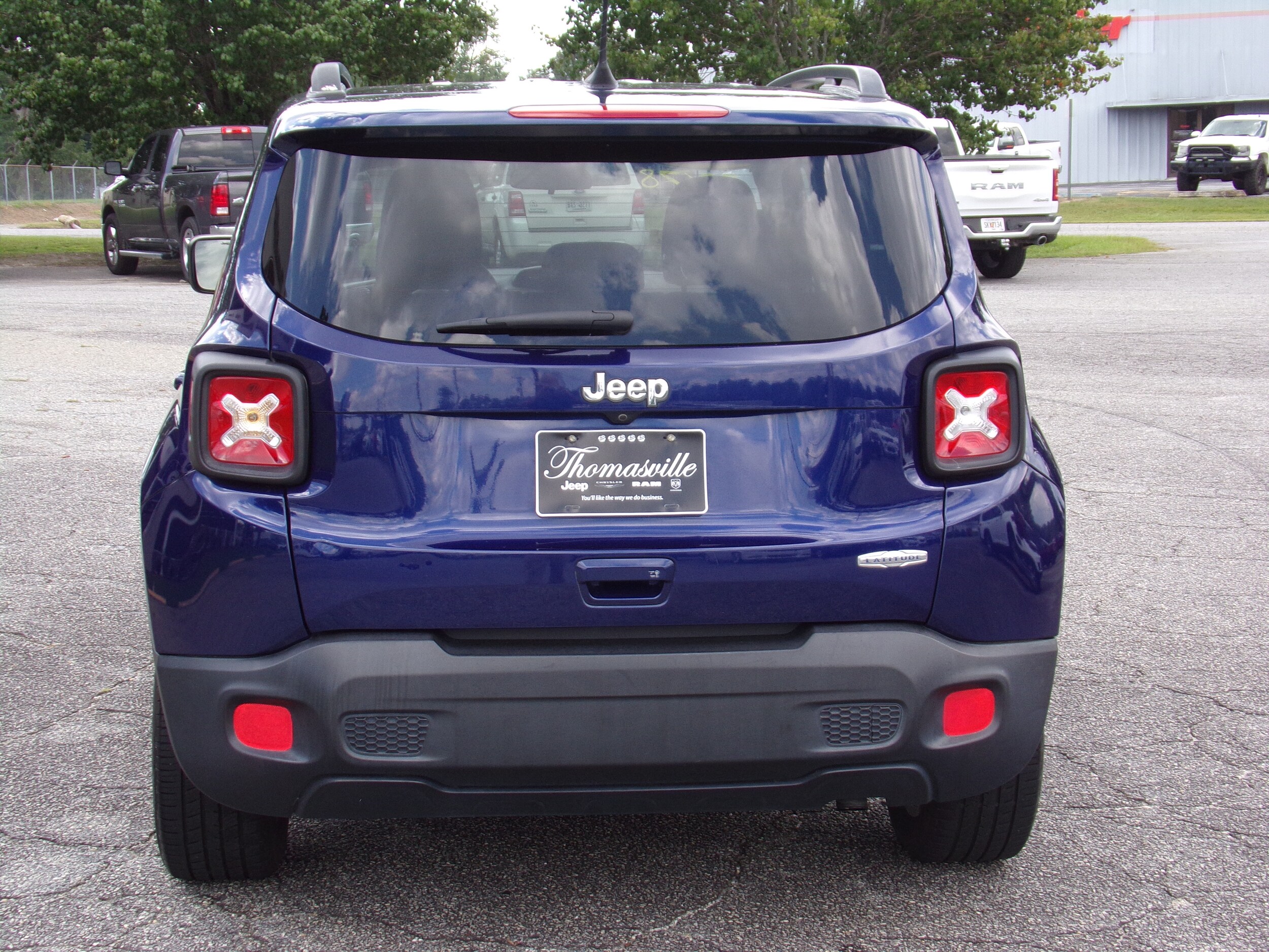 2018 Jeep Renegade Latitude North Edition photo 3